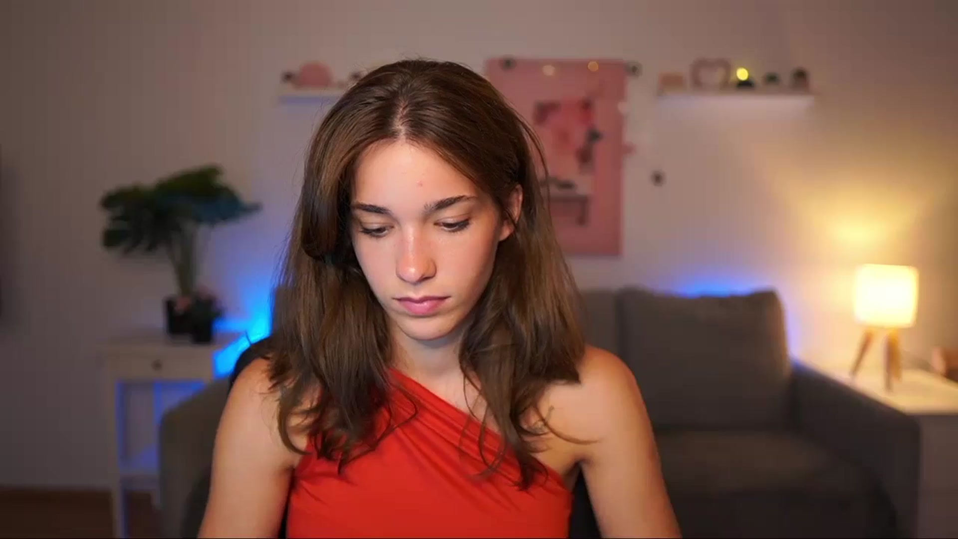 Gallery image thumbnail from Kissiecat's myfreecams stream on, 08/07/2025, 22:24 image 17 of 20