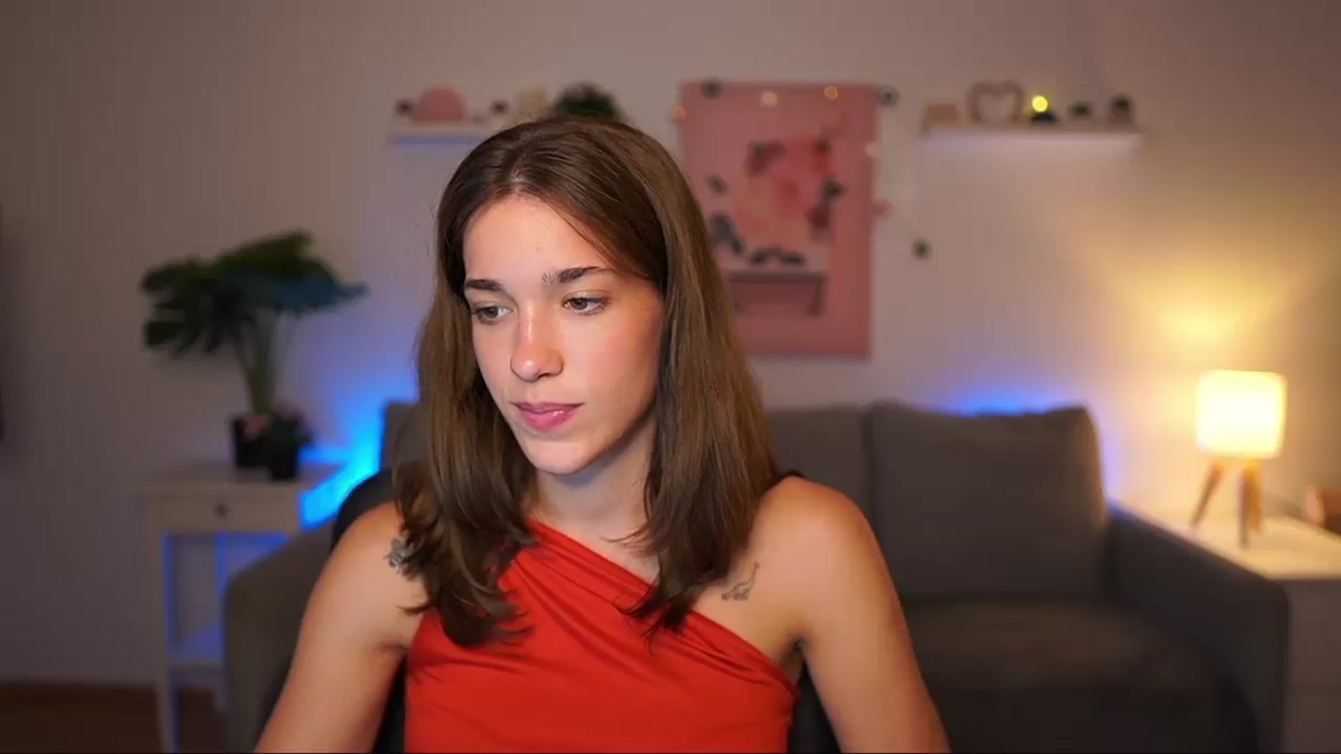 Gallery image thumbnail from Kissiecat's myfreecams stream on, 08/07/2025, 23:02 image 13 of 20