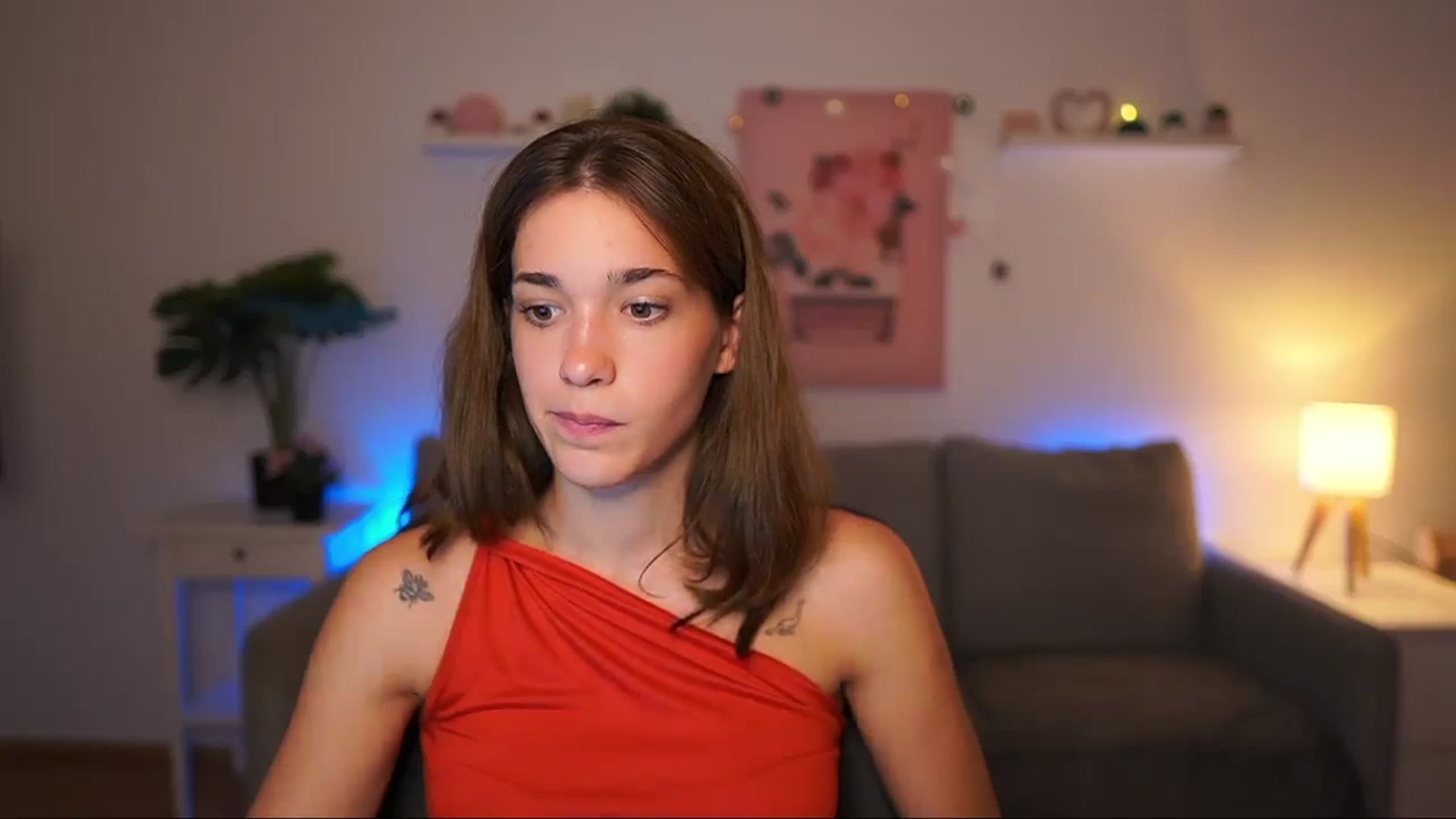 Gallery image thumbnail from Kissiecat's myfreecams stream on, 08/07/2025, 23:02 image 3 of 20