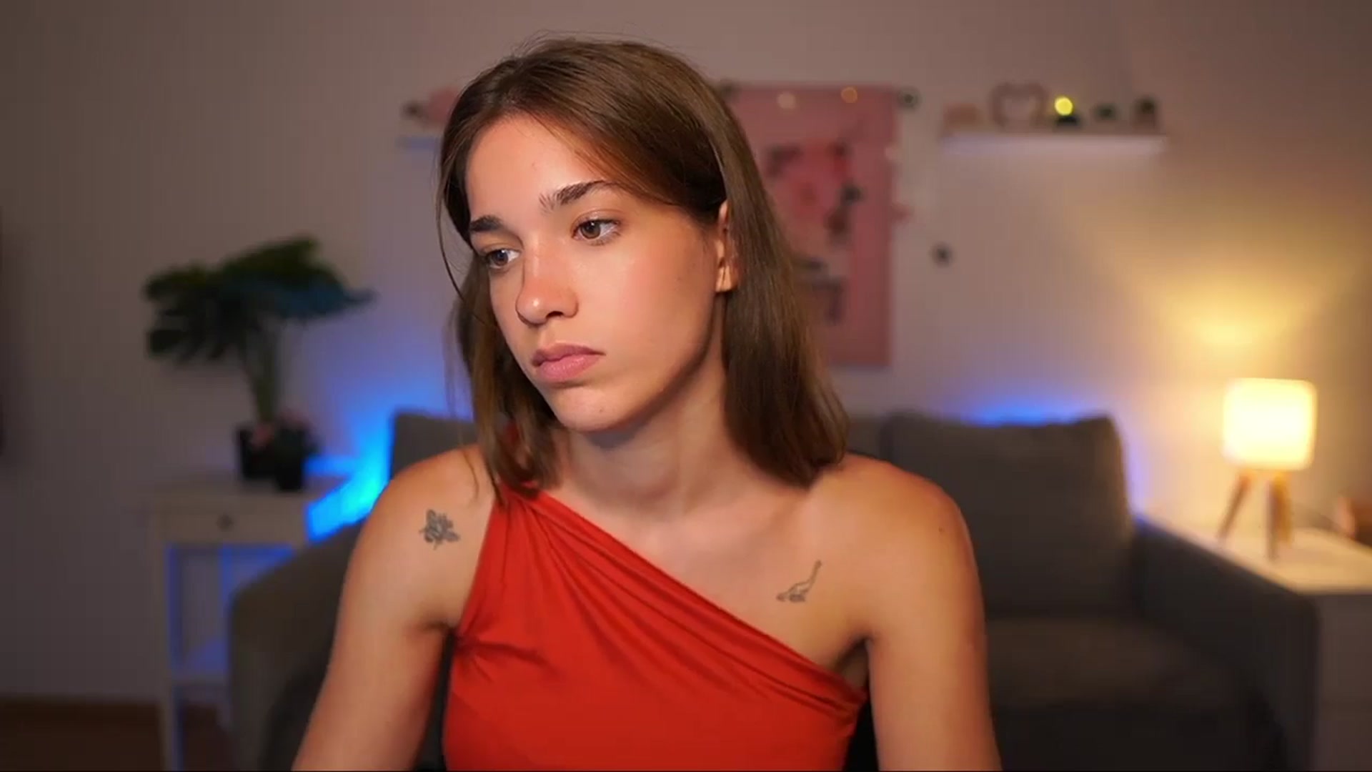 Gallery image thumbnail from Kissiecat's myfreecams stream on, 08/07/2025, 23:02 image 20 of 20