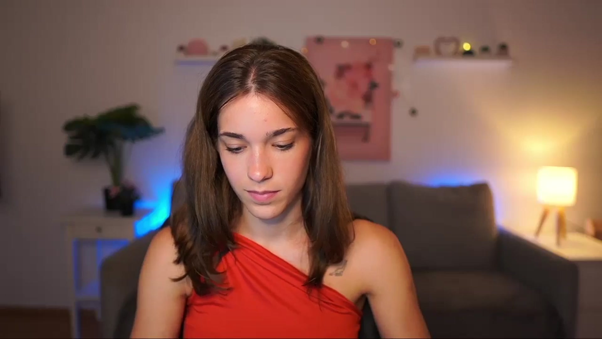 Gallery image thumbnail from Kissiecat's myfreecams stream on, 08/07/2025, 23:02 image 10 of 20