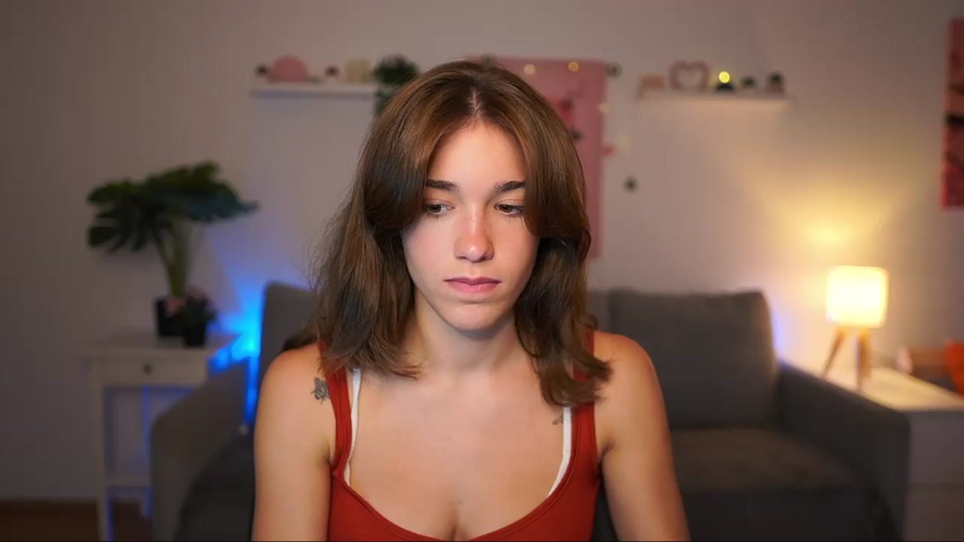 Gallery image thumbnail from Kissiecat's myfreecams stream on, 08/11/2025, 14:13 image 13 of 20