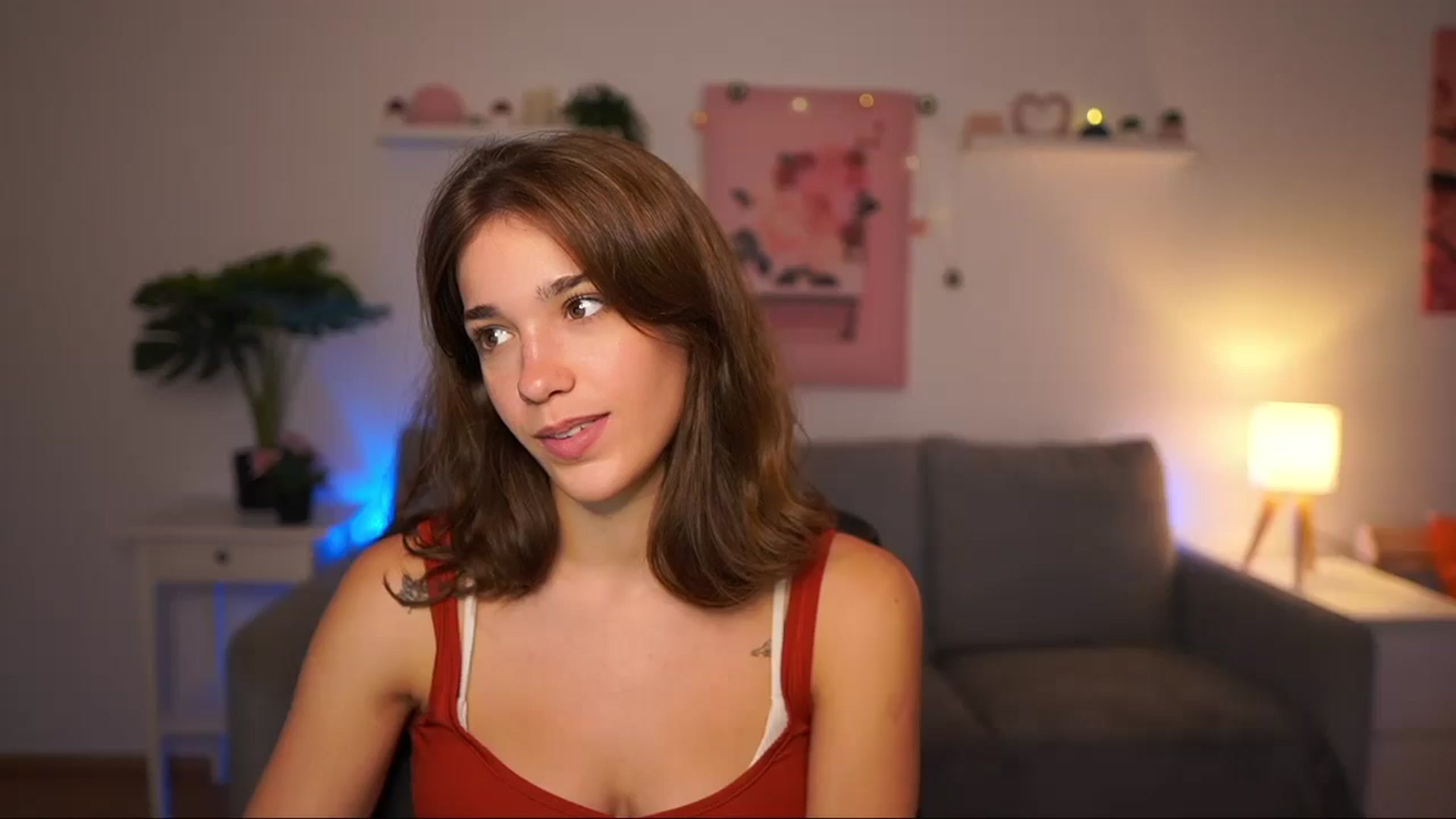 Gallery image thumbnail from Kissiecat's myfreecams stream on, 08/11/2025, 14:13 image 18 of 20