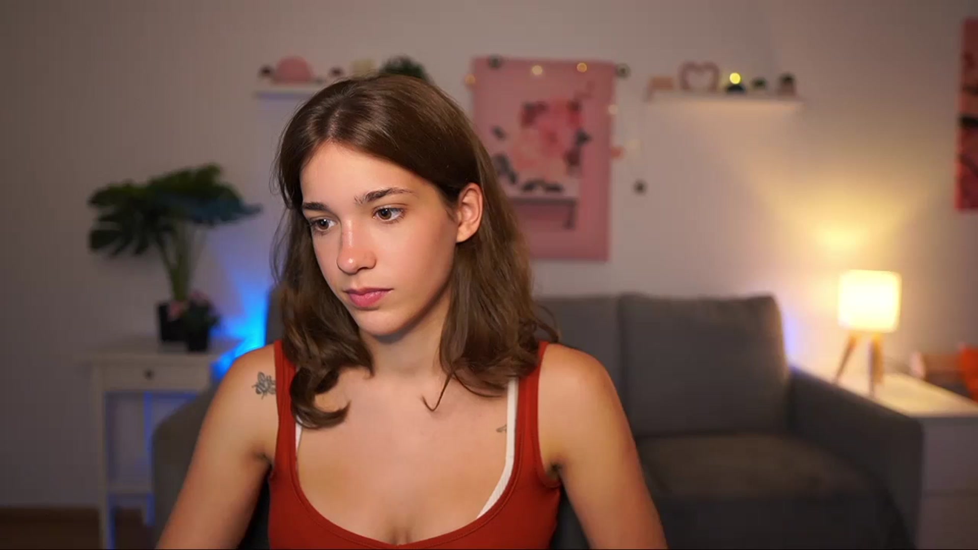 Gallery image thumbnail from Kissiecat's myfreecams stream on, 08/11/2025, 14:13 image 8 of 20
