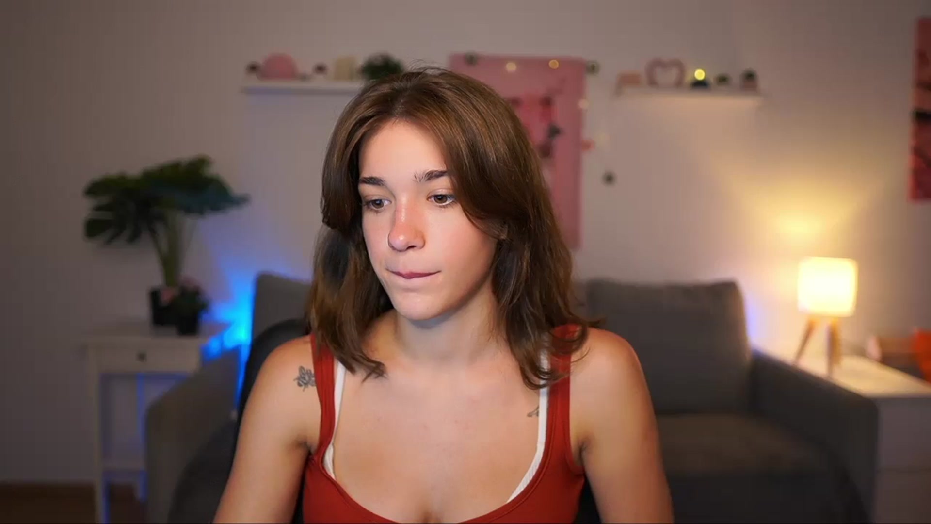 Gallery image thumbnail from Kissiecat's myfreecams stream on, 08/11/2025, 14:13 image 5 of 20