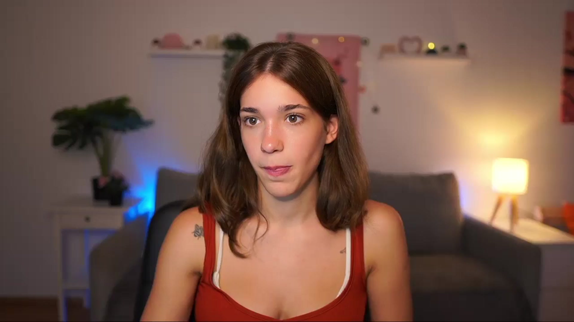 Gallery image thumbnail from Kissiecat's myfreecams stream on, 08/11/2025, 15:13 image 8 of 20