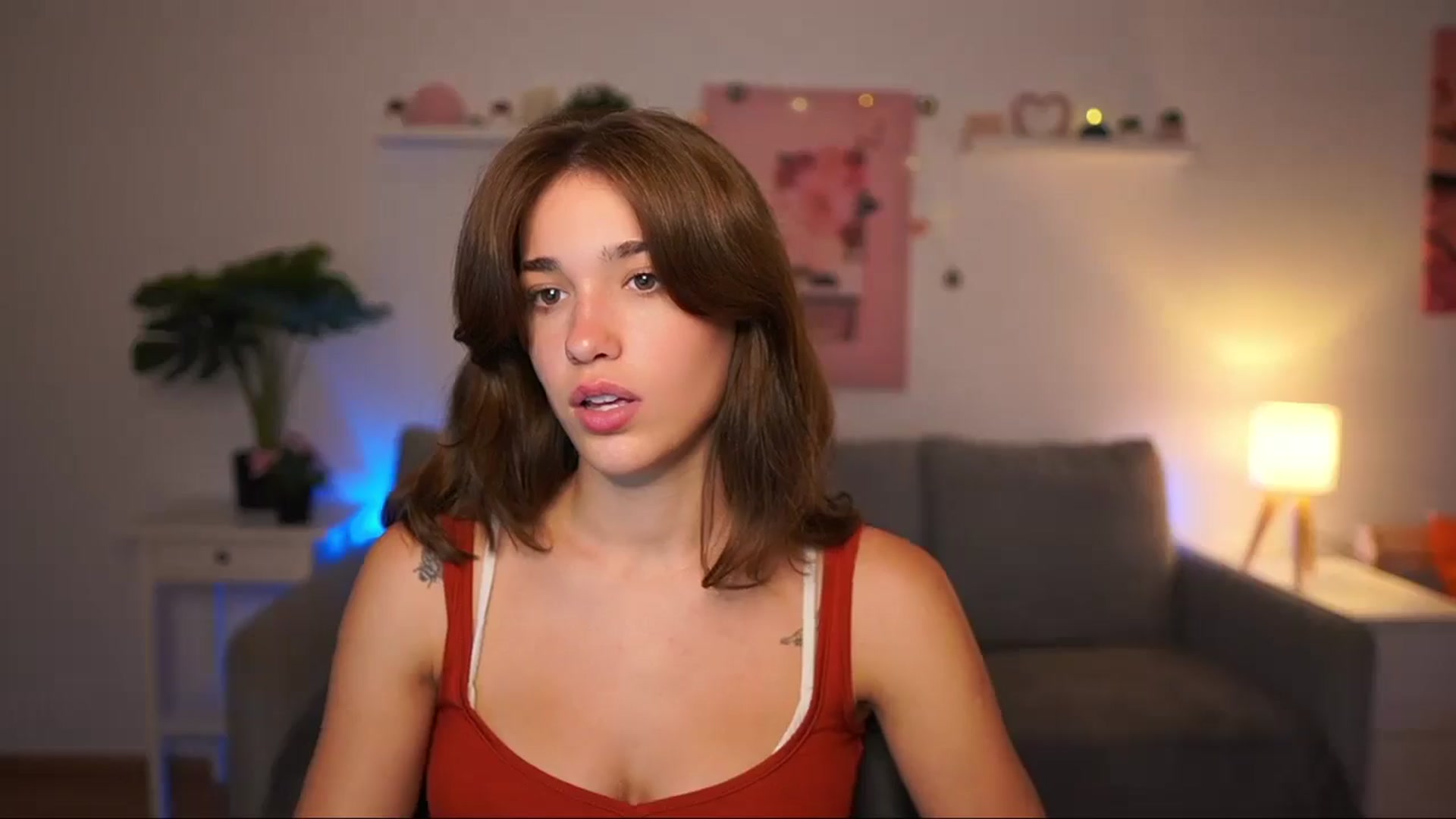 Gallery image thumbnail from Kissiecat's myfreecams stream on, 08/11/2025, 15:13 image 9 of 20