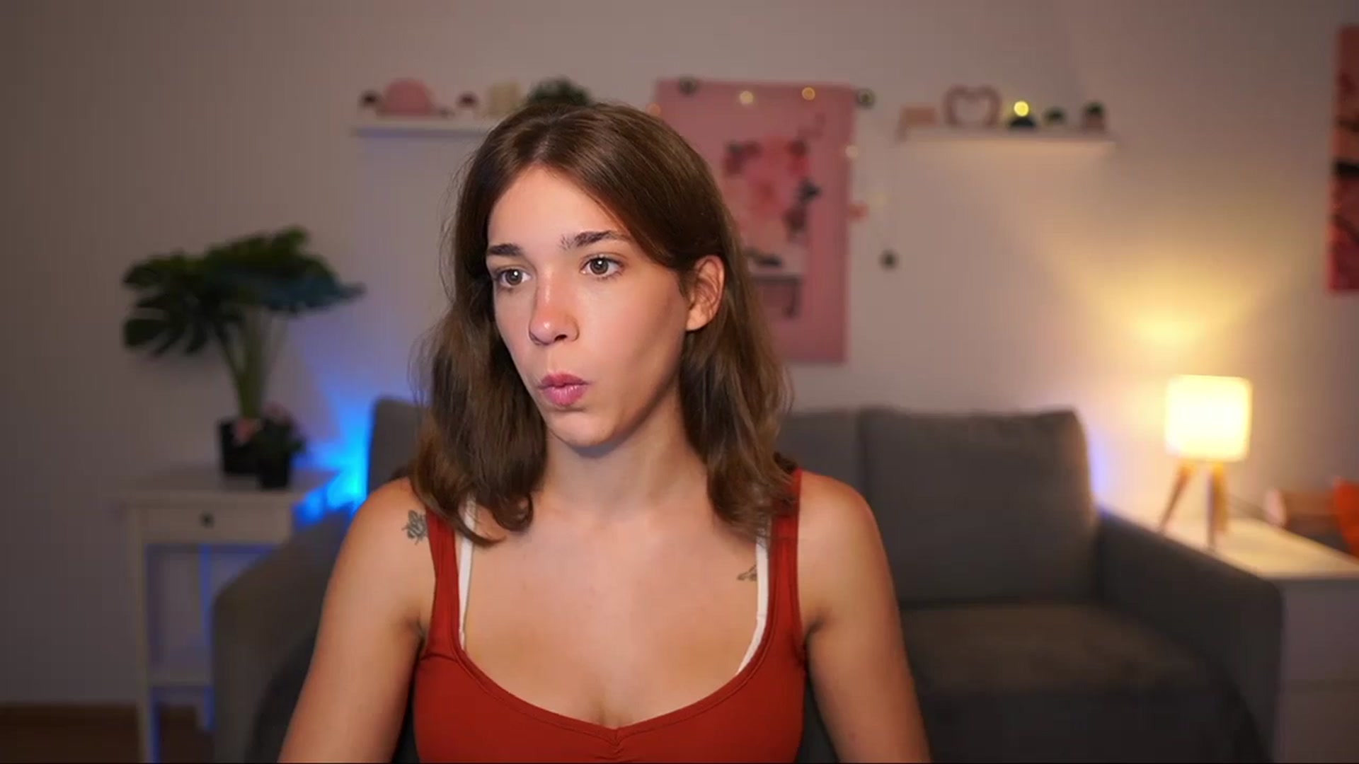 Gallery image thumbnail from Kissiecat's myfreecams stream on, 08/11/2025, 15:13 image 3 of 20