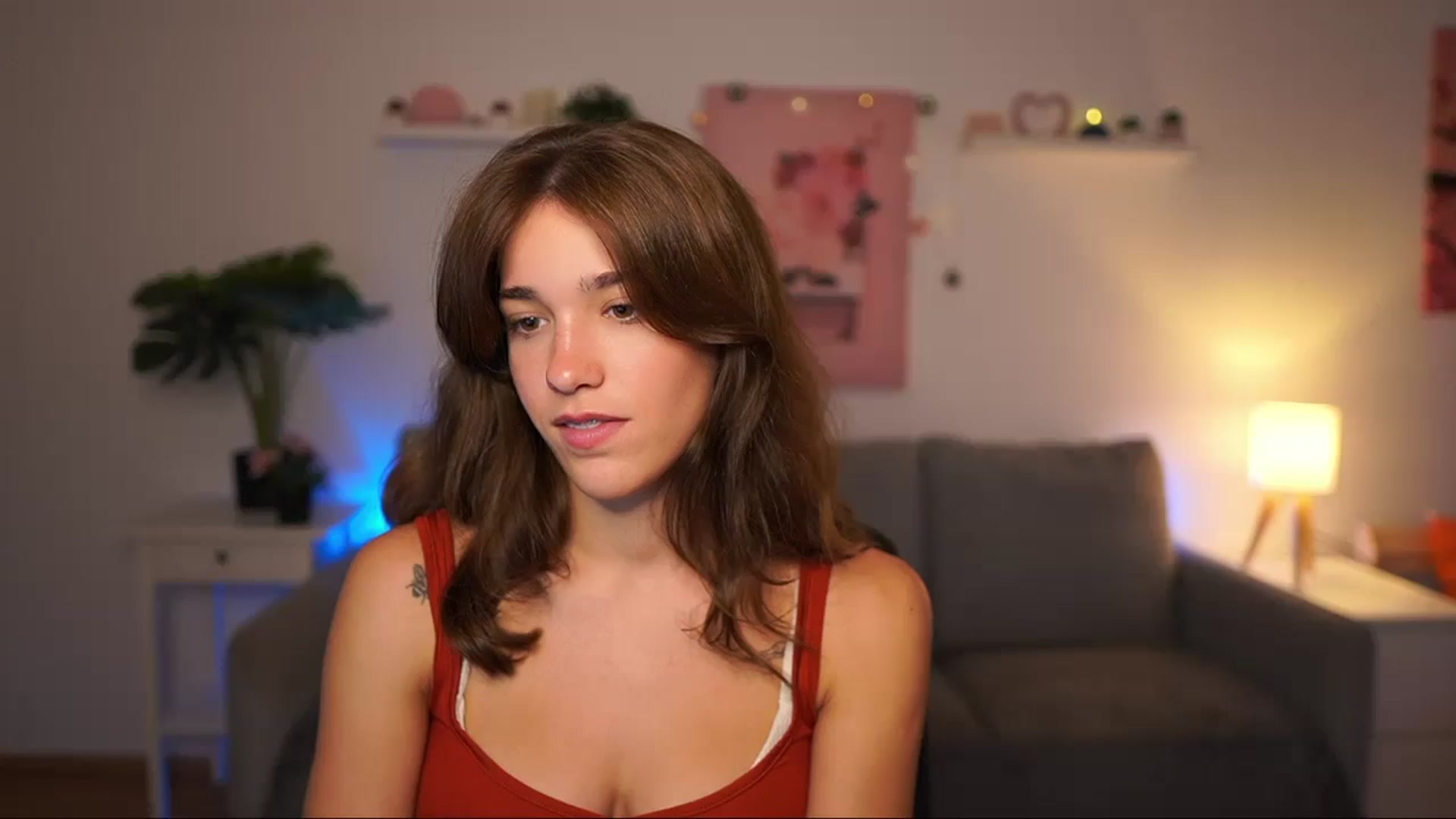 Gallery image thumbnail from Kissiecat's myfreecams stream on, 08/11/2025, 15:13 image 13 of 20