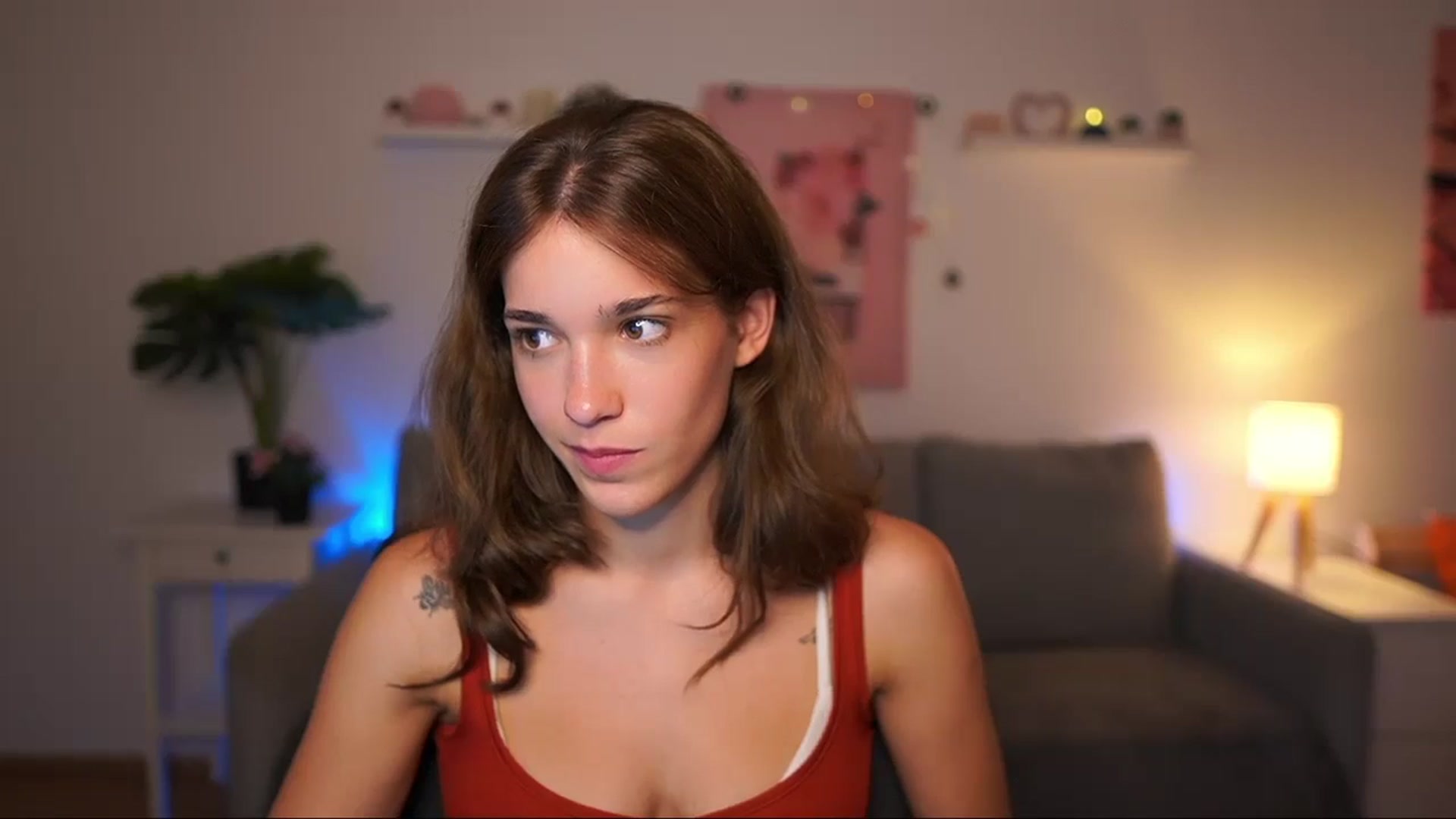 Gallery image thumbnail from Kissiecat's myfreecams stream on, 08/11/2025, 17:32 image 11 of 20