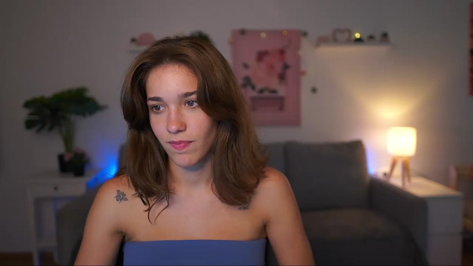 Gallery image thumbnail from Kissiecat's myfreecams stream on, 08/12/2025, 16:09 image 3 of 20