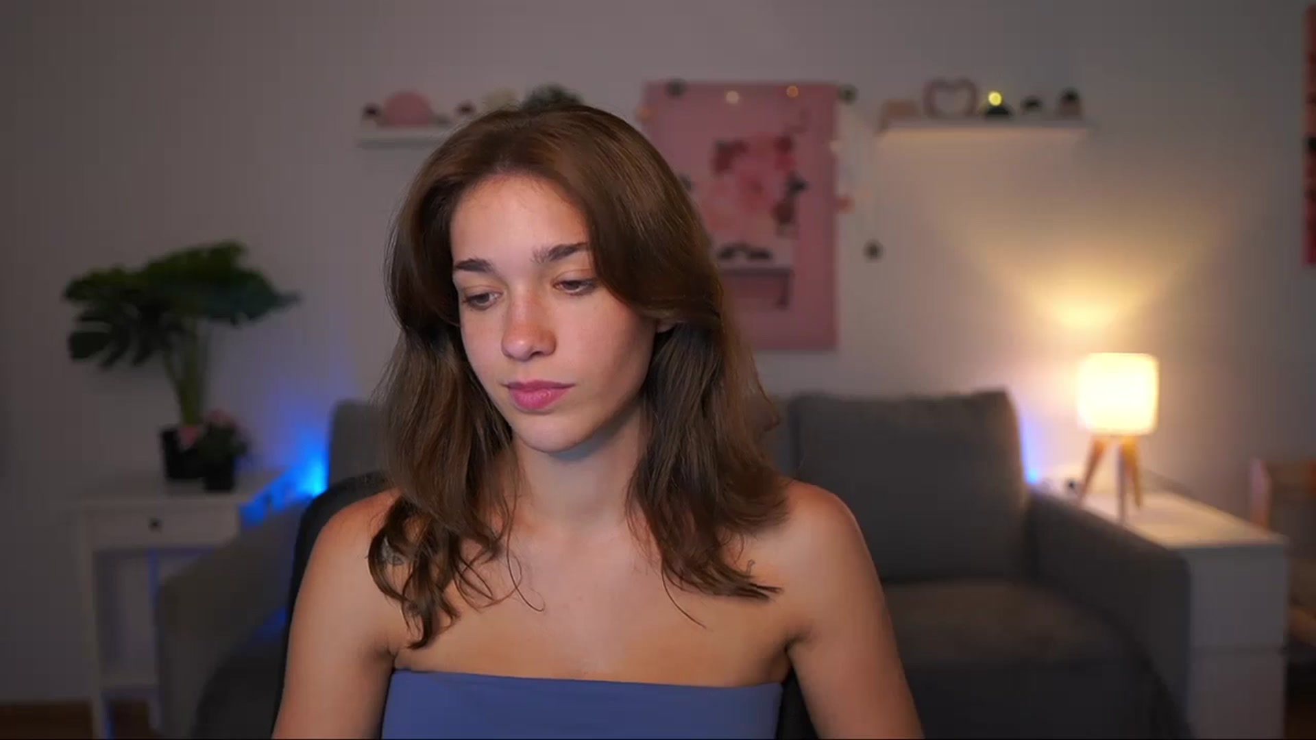 Gallery image thumbnail from Kissiecat's myfreecams stream on, 08/12/2025, 16:09 image 6 of 20