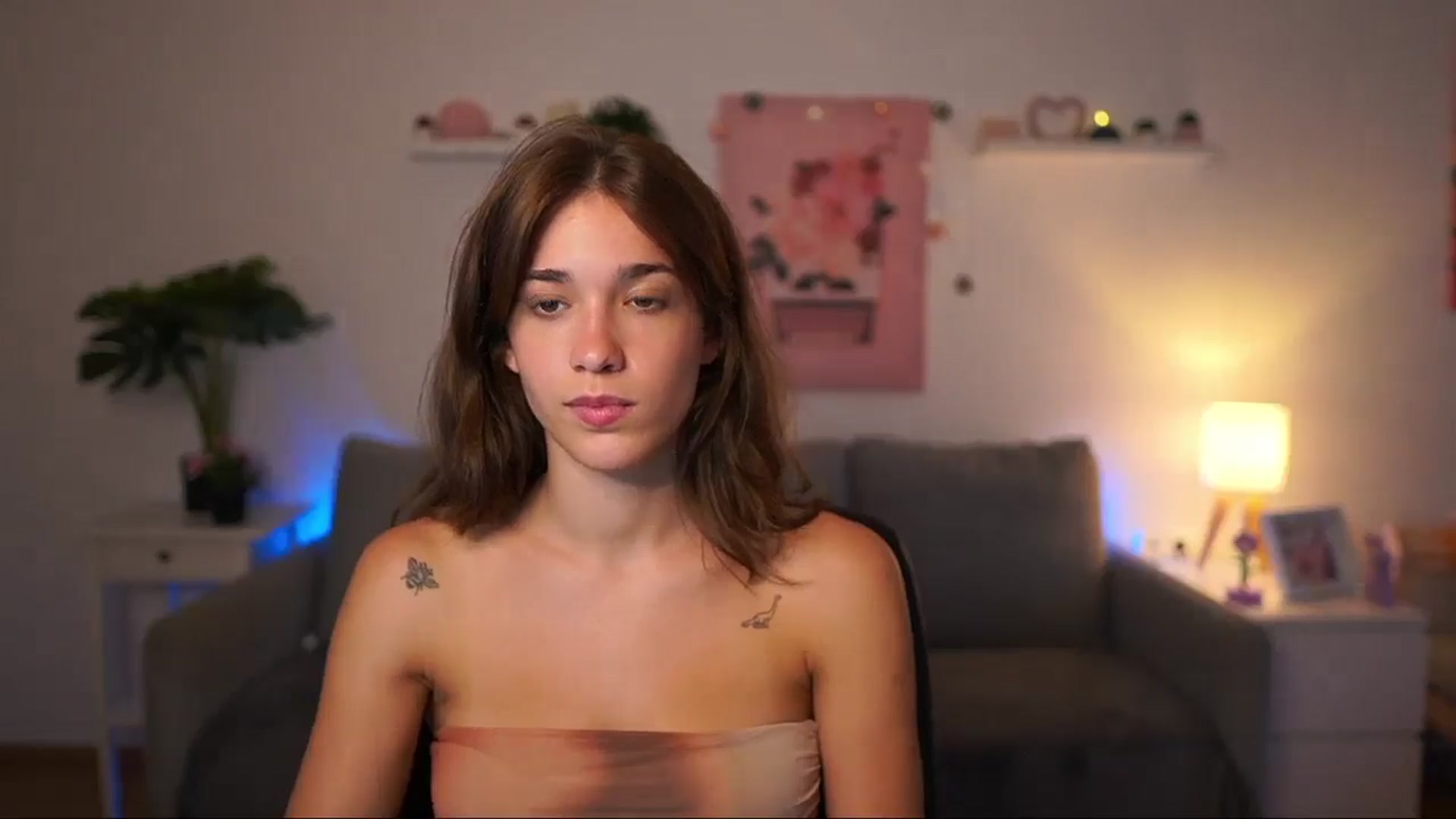 Gallery image thumbnail from Kissiecat's myfreecams stream on, 08/13/2025, 15:06 image 12 of 20