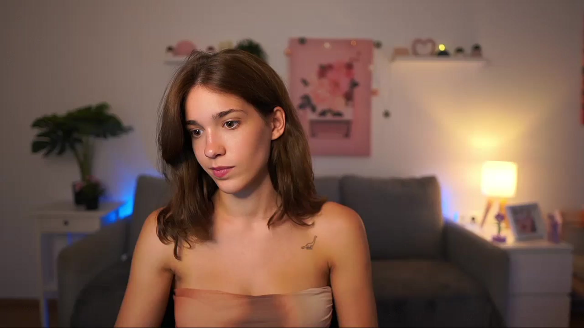 Gallery image thumbnail from Kissiecat's myfreecams stream on, 08/13/2025, 15:06 image 1 of 20