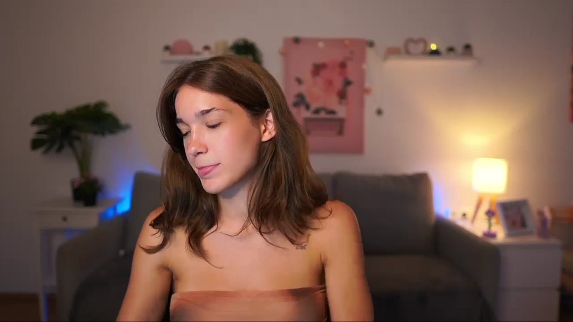 Gallery image thumbnail from Kissiecat's myfreecams stream on, 08/13/2025, 16:11 image 11 of 20