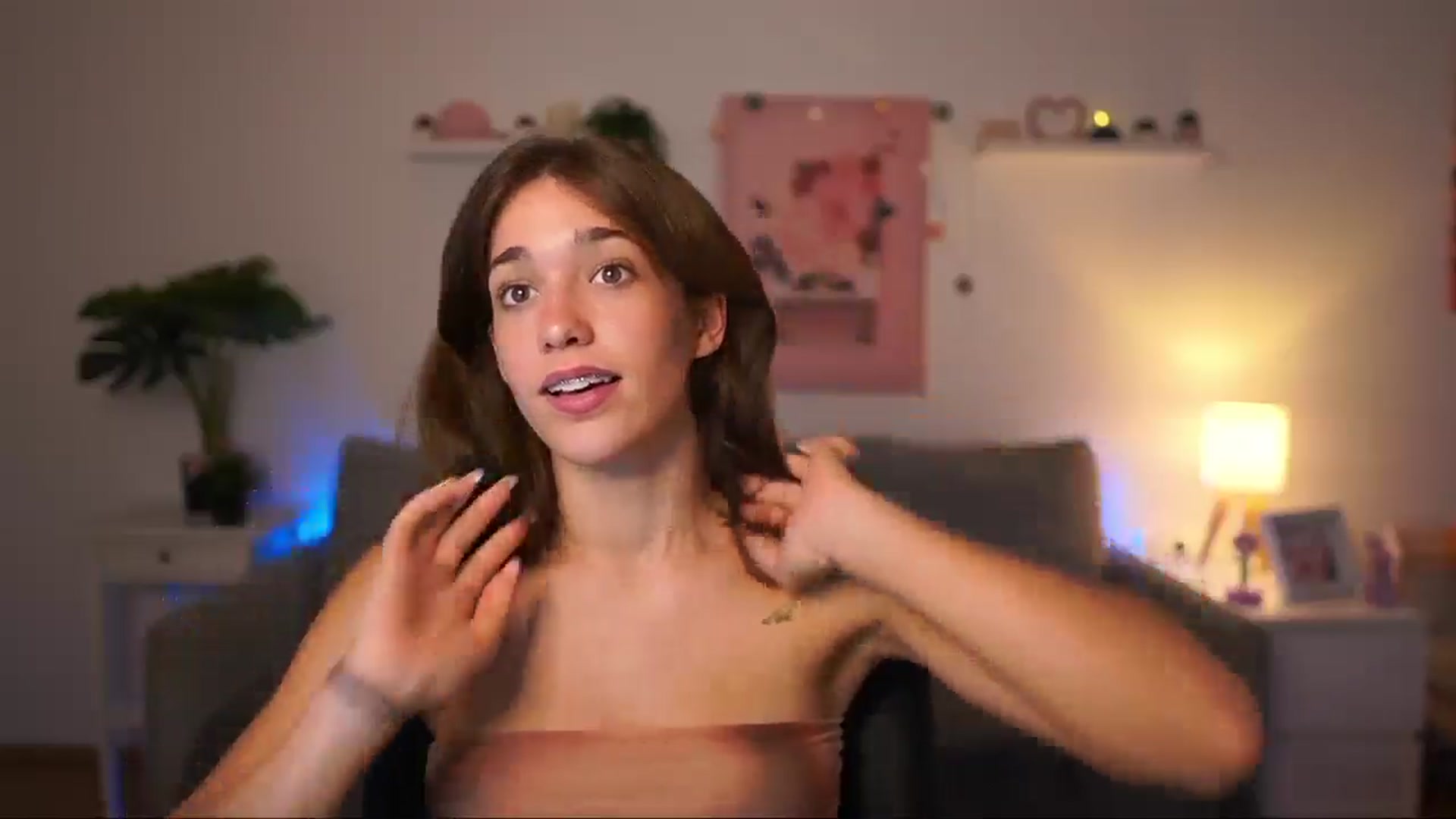 Gallery image thumbnail from Kissiecat's myfreecams stream on, 08/13/2025, 16:11 image 18 of 20