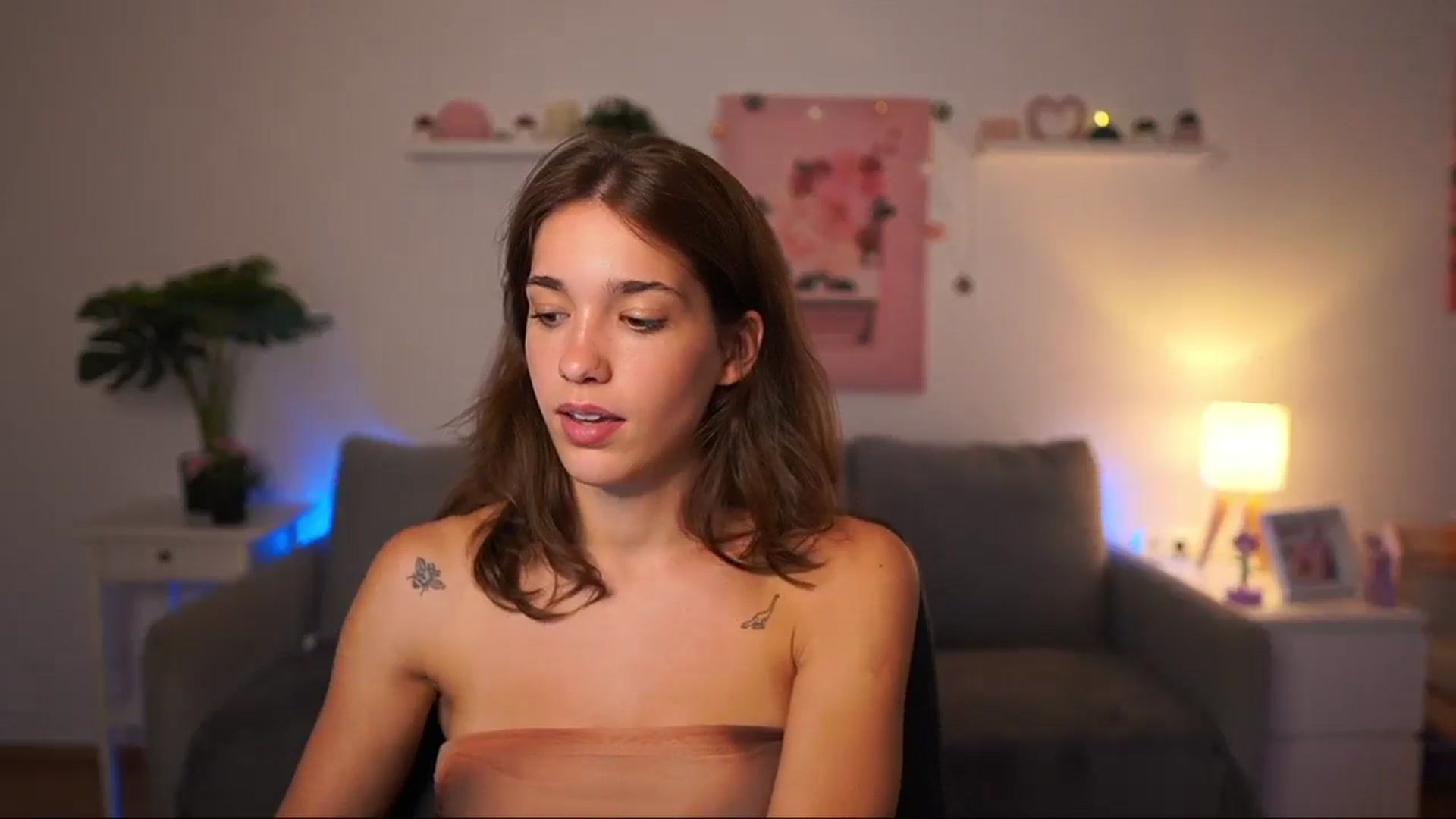 Gallery image thumbnail from Kissiecat's myfreecams stream on, 08/13/2025, 16:33 image 9 of 20