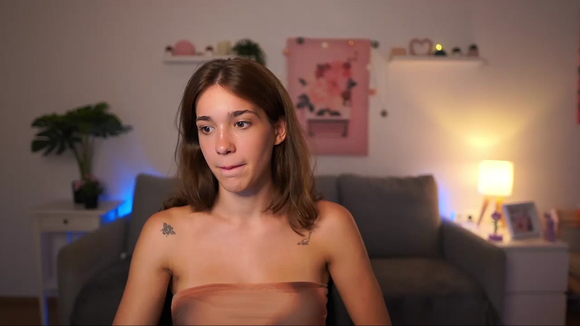 Gallery image thumbnail from Kissiecat's myfreecams stream on, 08/13/2025, 16:33 image 16 of 20