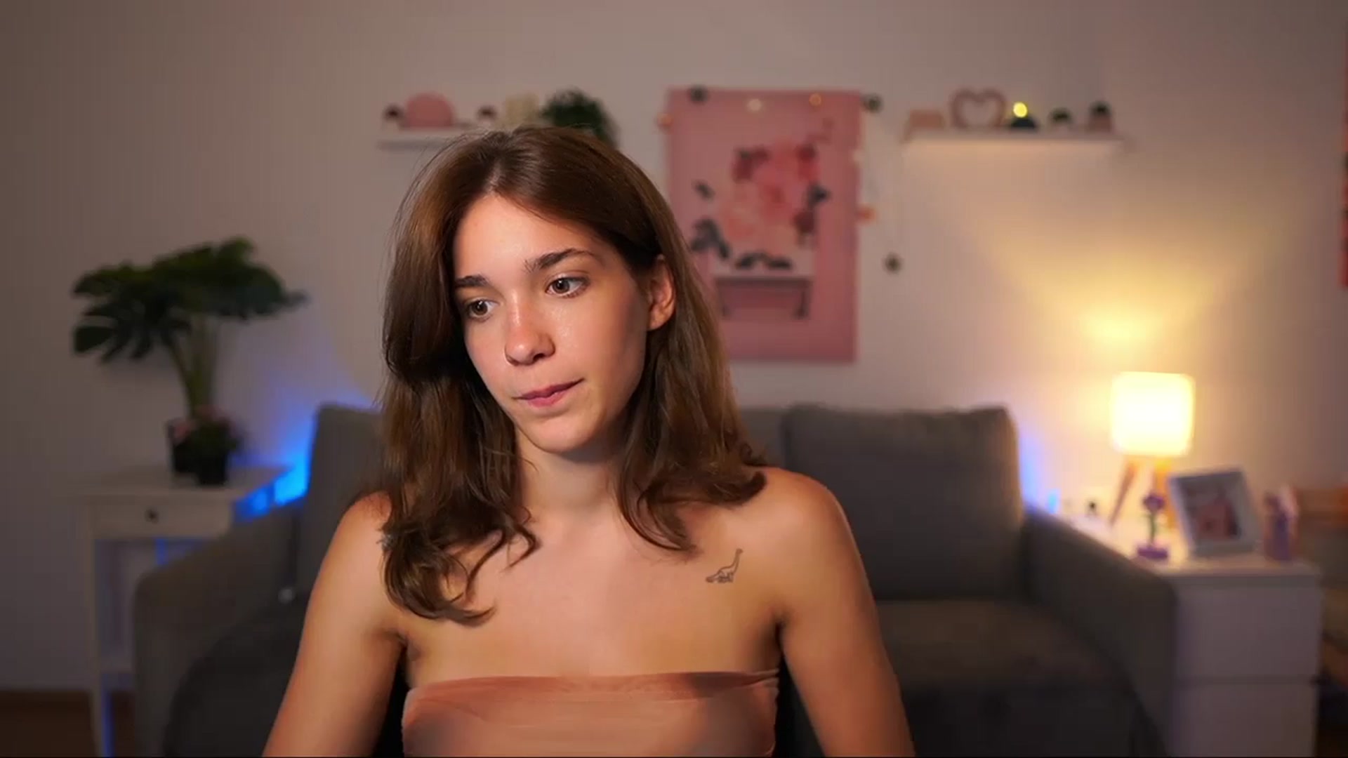 Gallery image thumbnail from Kissiecat's myfreecams stream on, 08/13/2025, 16:33 image 11 of 20