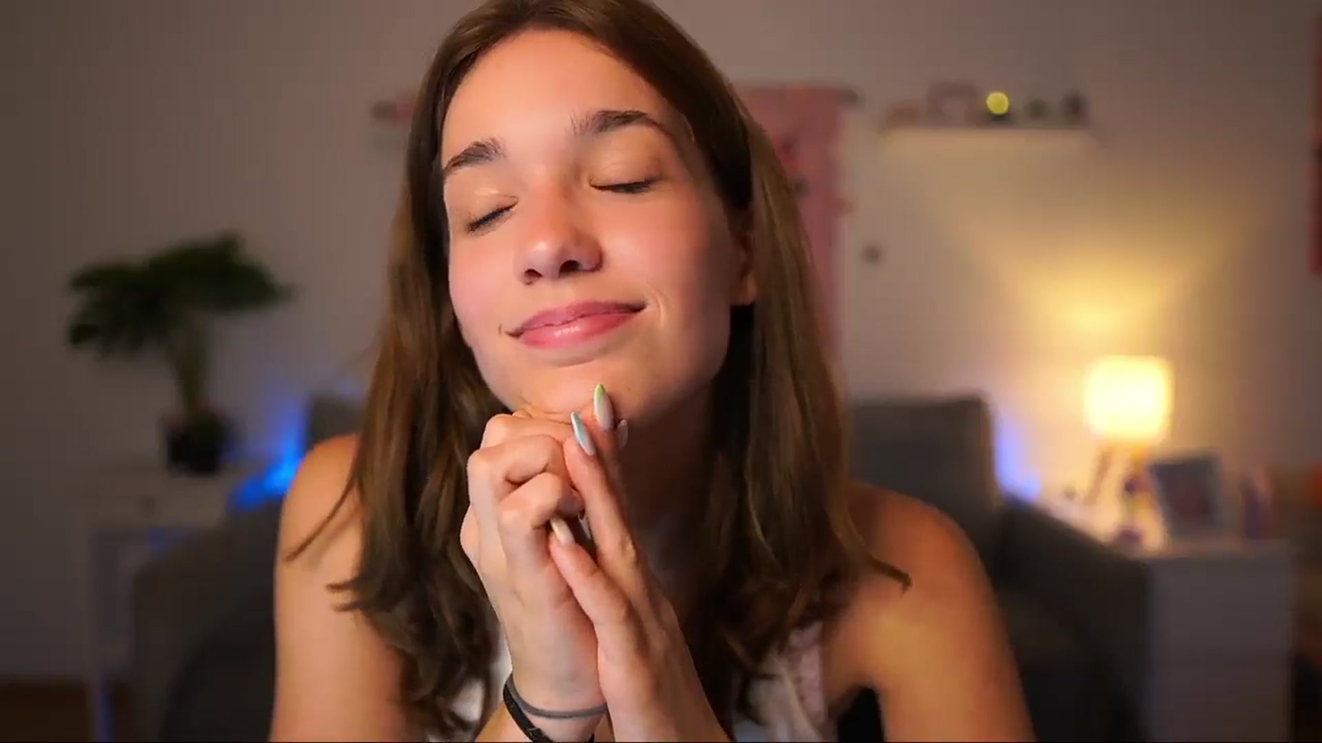 Gallery image thumbnail from Kissiecat's myfreecams stream on, 08/14/2025, 15:08 image 6 of 20