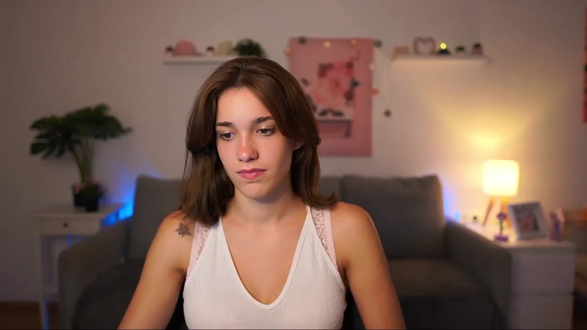 Gallery image thumbnail from Kissiecat's myfreecams stream on, 08/14/2025, 16:23 image 1 of 20