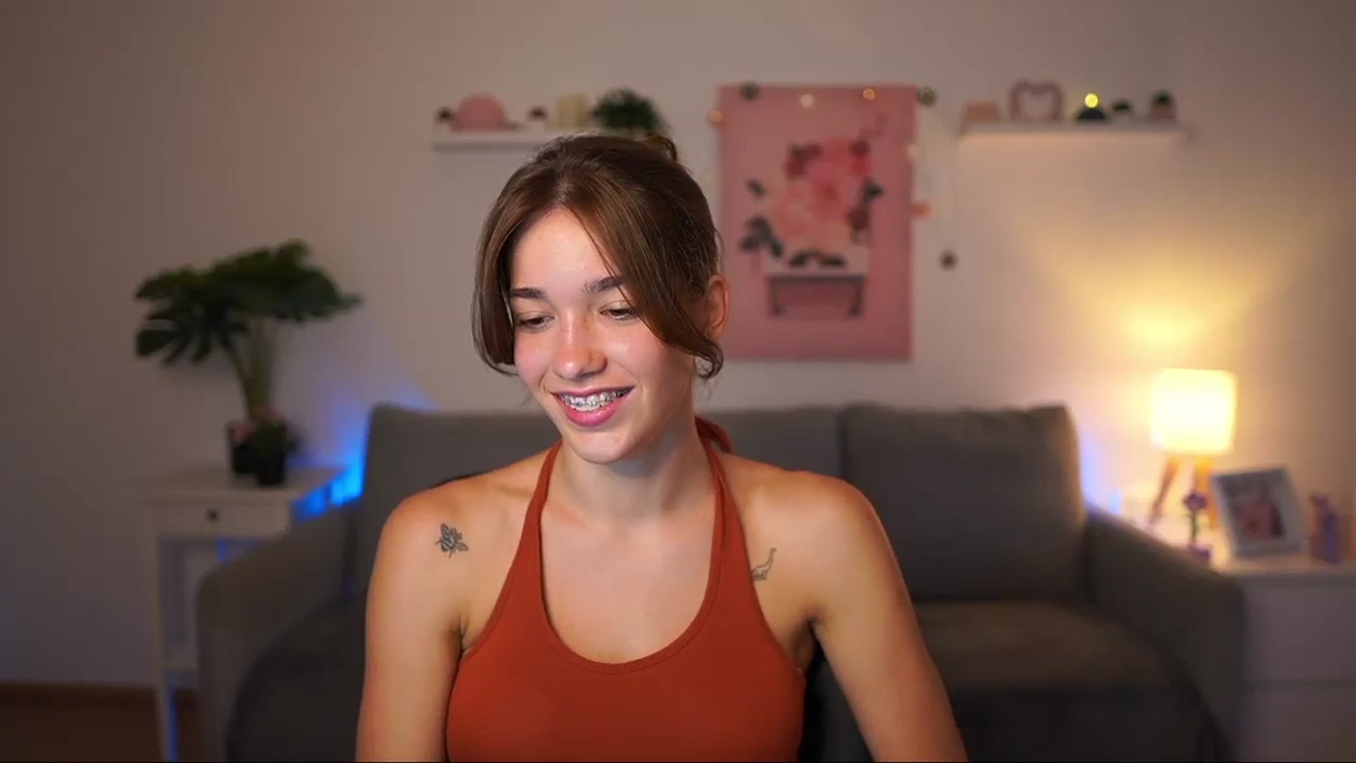 Gallery image thumbnail from Kissiecat's myfreecams stream on, 08/15/2025, 13:24 image 3 of 20