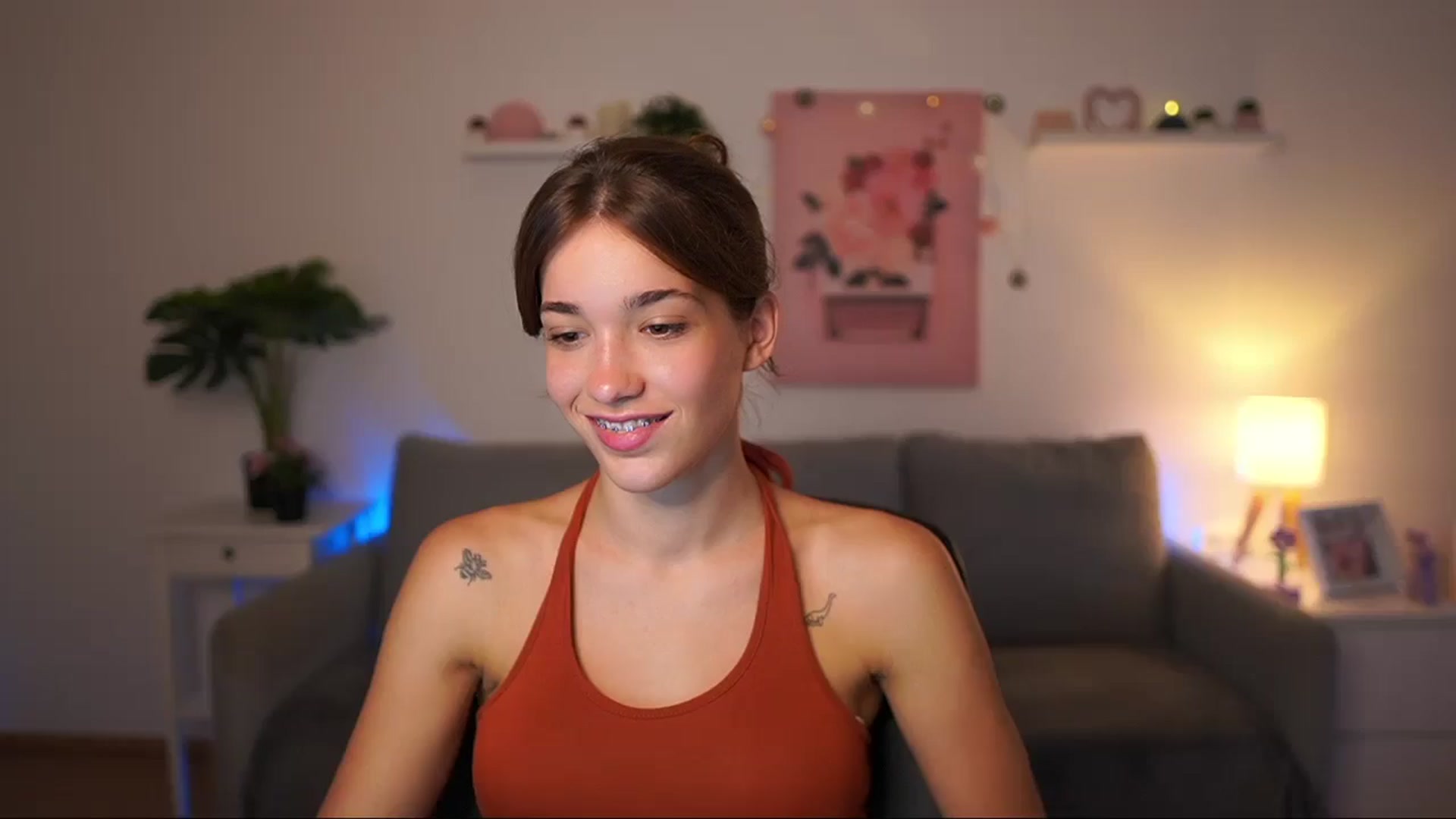 Gallery image thumbnail from Kissiecat's myfreecams stream on, 08/15/2025, 13:24 image 1 of 20