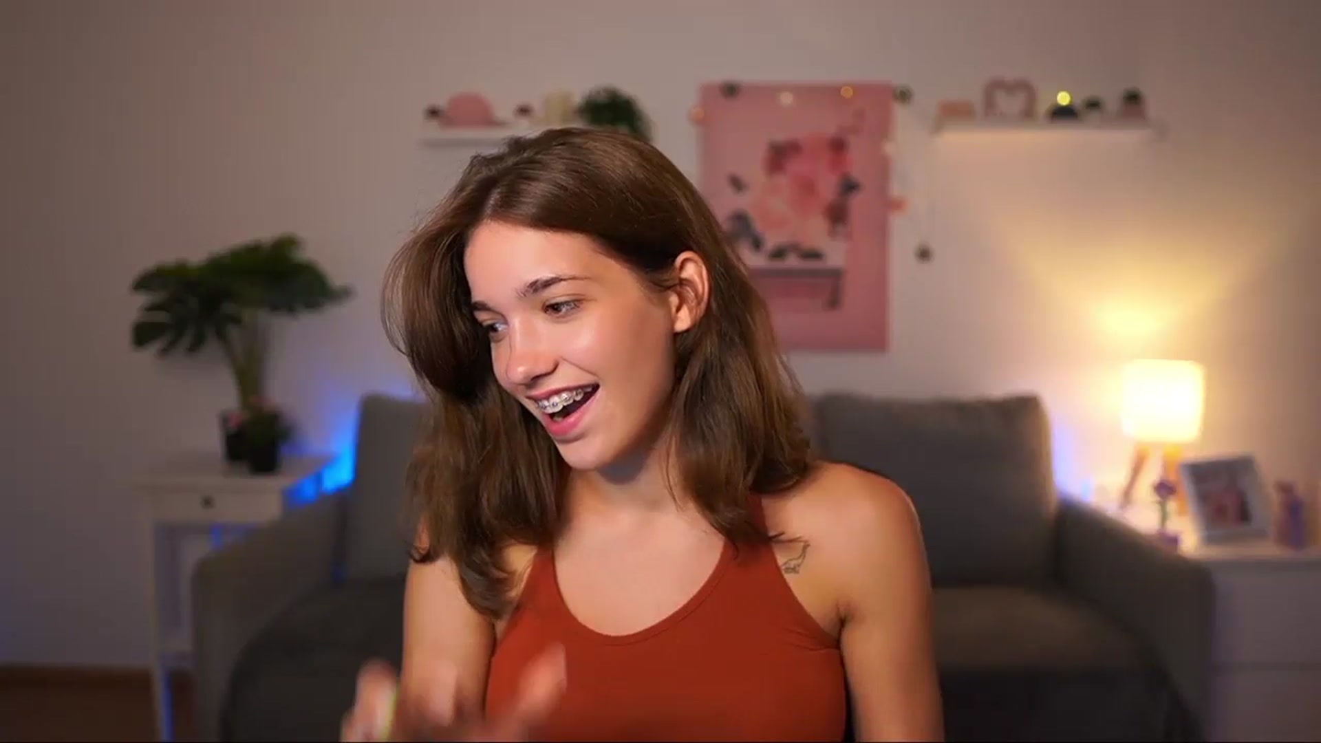 Gallery image thumbnail from Kissiecat's myfreecams stream on, 08/15/2025, 15:20 image 11 of 20