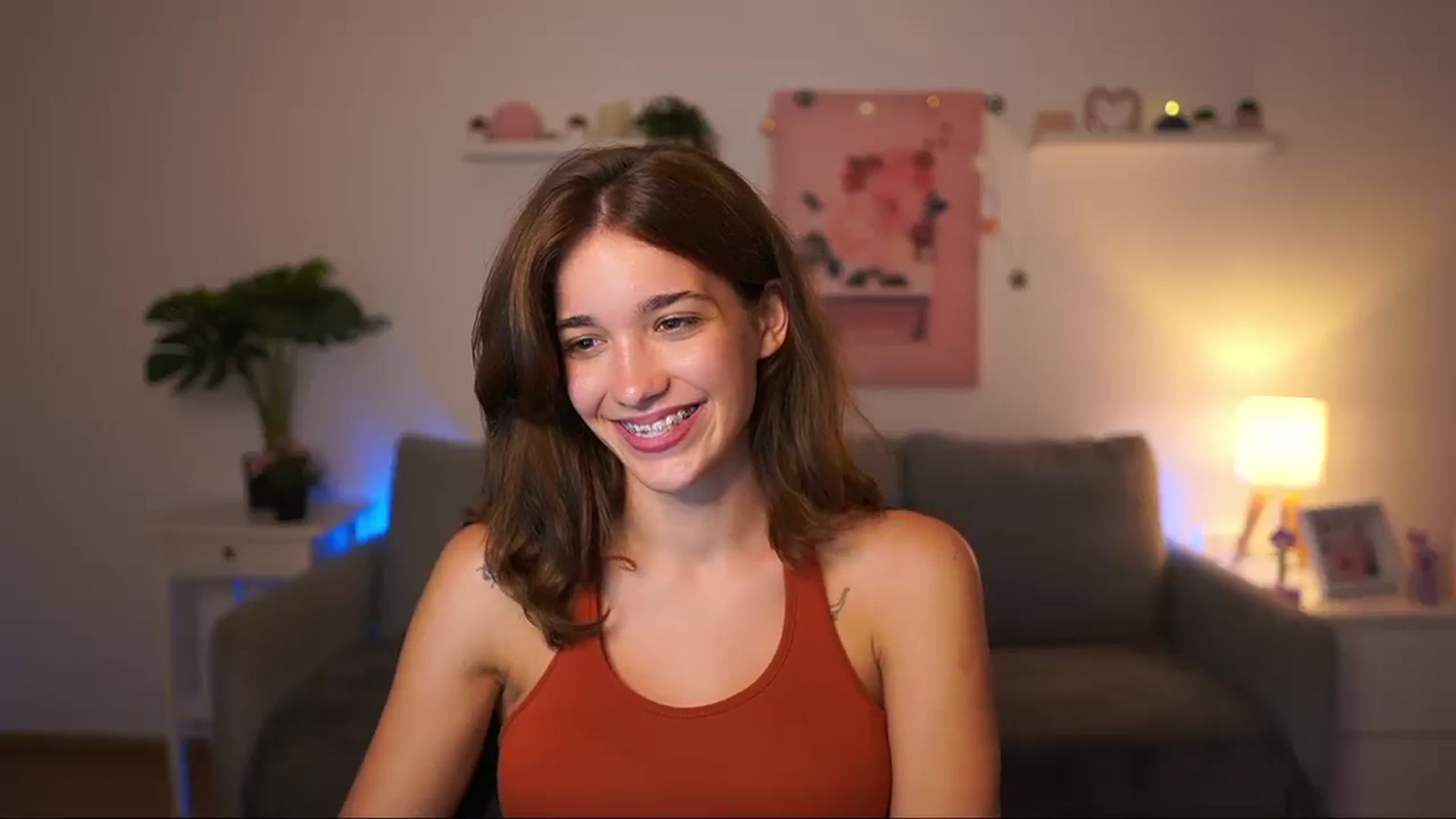 Gallery image thumbnail from Kissiecat's myfreecams stream on, 08/15/2025, 17:05 image 16 of 20