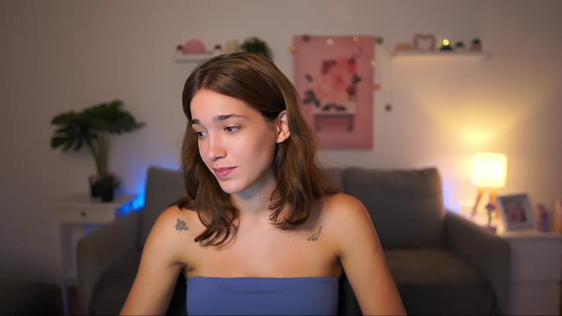 Gallery image thumbnail from Kissiecat's myfreecams stream on, 08/18/2025, 13:40 image 12 of 20