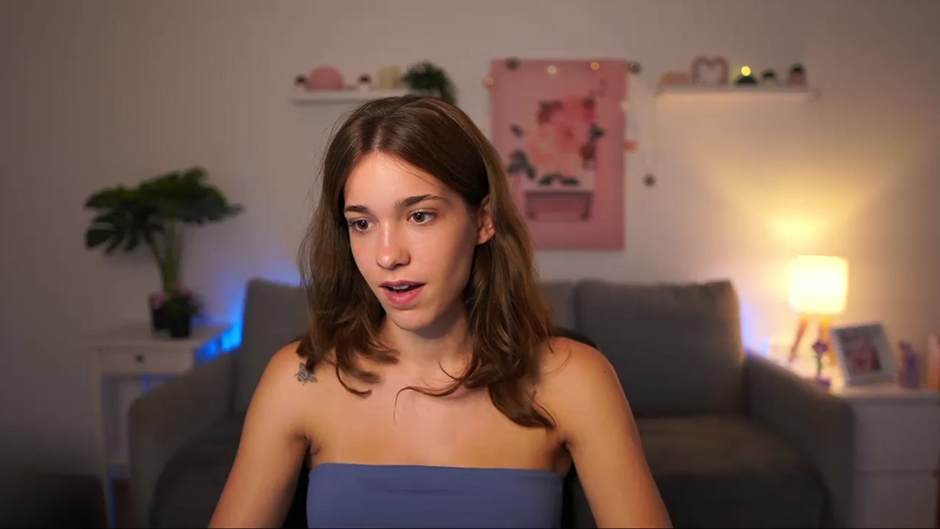 Gallery image thumbnail from Kissiecat's myfreecams stream on, 08/18/2025, 13:40 image 3 of 20