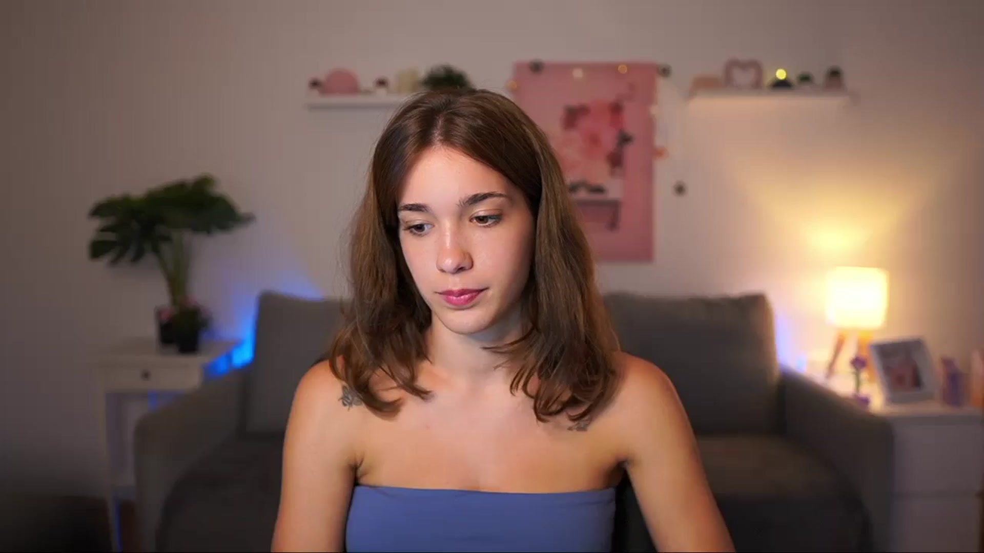 Gallery image thumbnail from Kissiecat's myfreecams stream on, 08/18/2025, 14:56 image 1 of 20