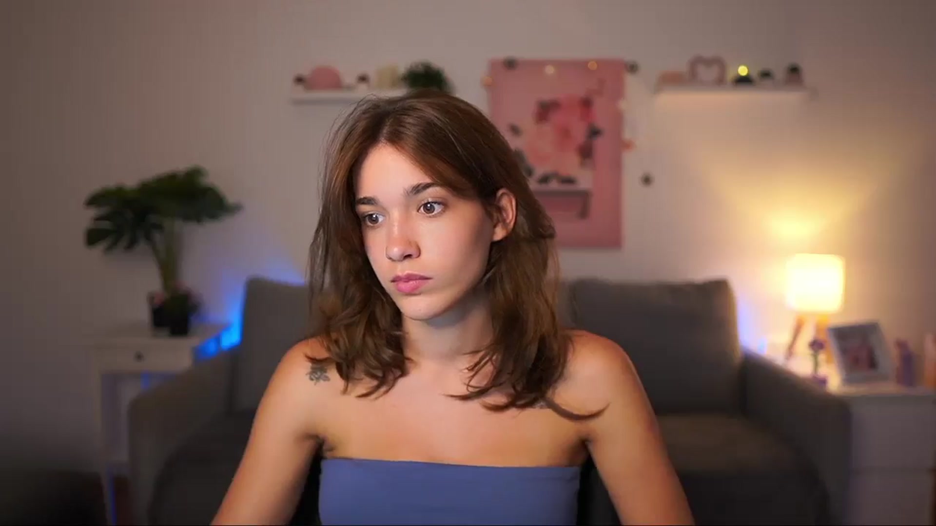 Gallery image thumbnail from Kissiecat's myfreecams stream on, 08/18/2025, 14:56 image 17 of 20