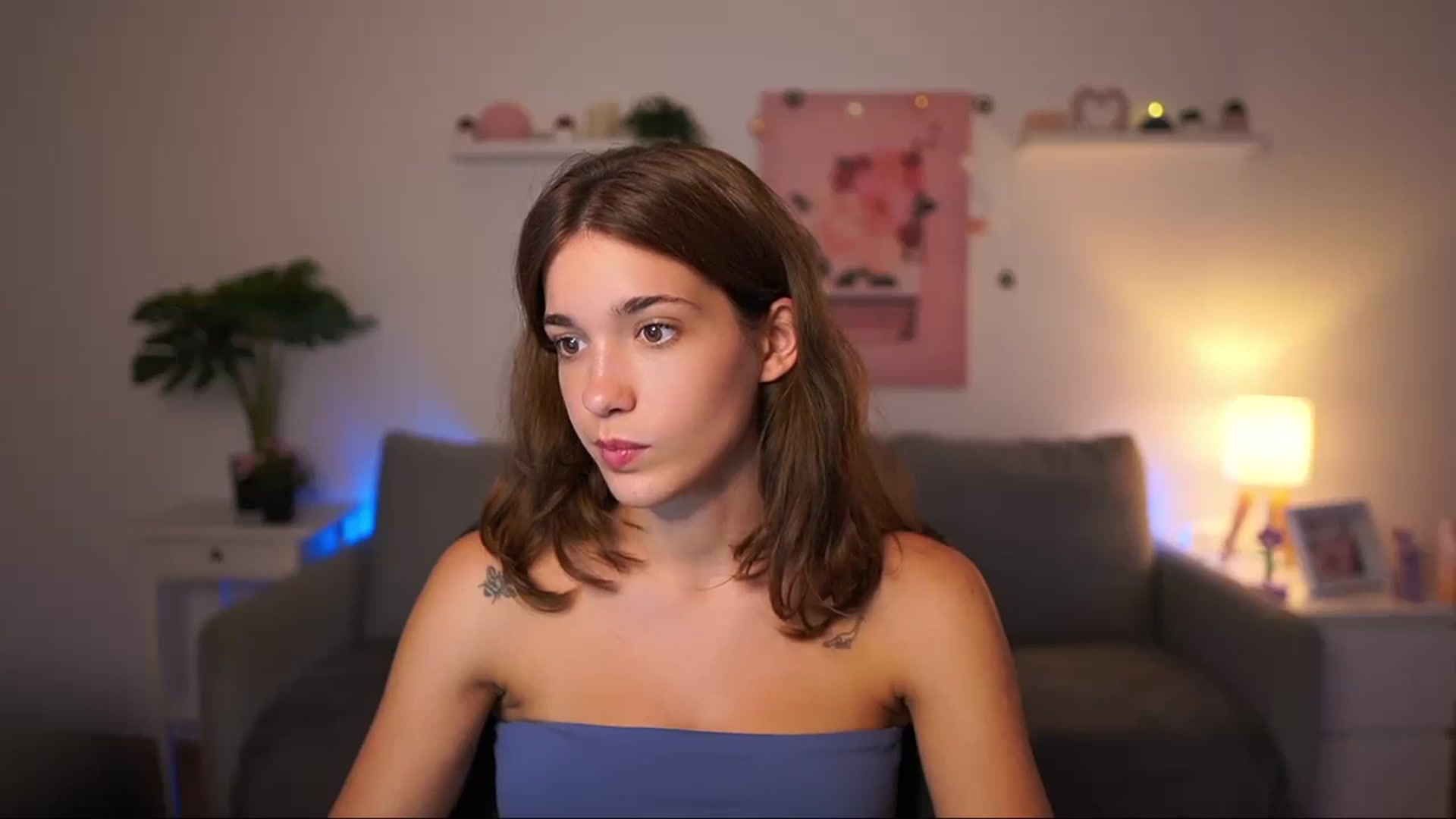 Gallery image thumbnail from Kissiecat's myfreecams stream on, 08/18/2025, 14:56 image 10 of 20