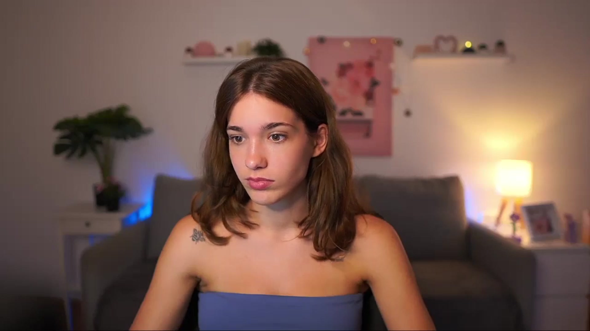 Gallery image thumbnail from Kissiecat's myfreecams stream on, 08/18/2025, 14:56 image 9 of 20