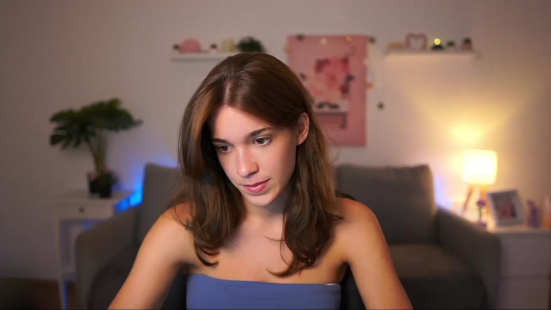 Gallery image thumbnail from Kissiecat's myfreecams stream on, 08/18/2025, 15:59 image 19 of 20