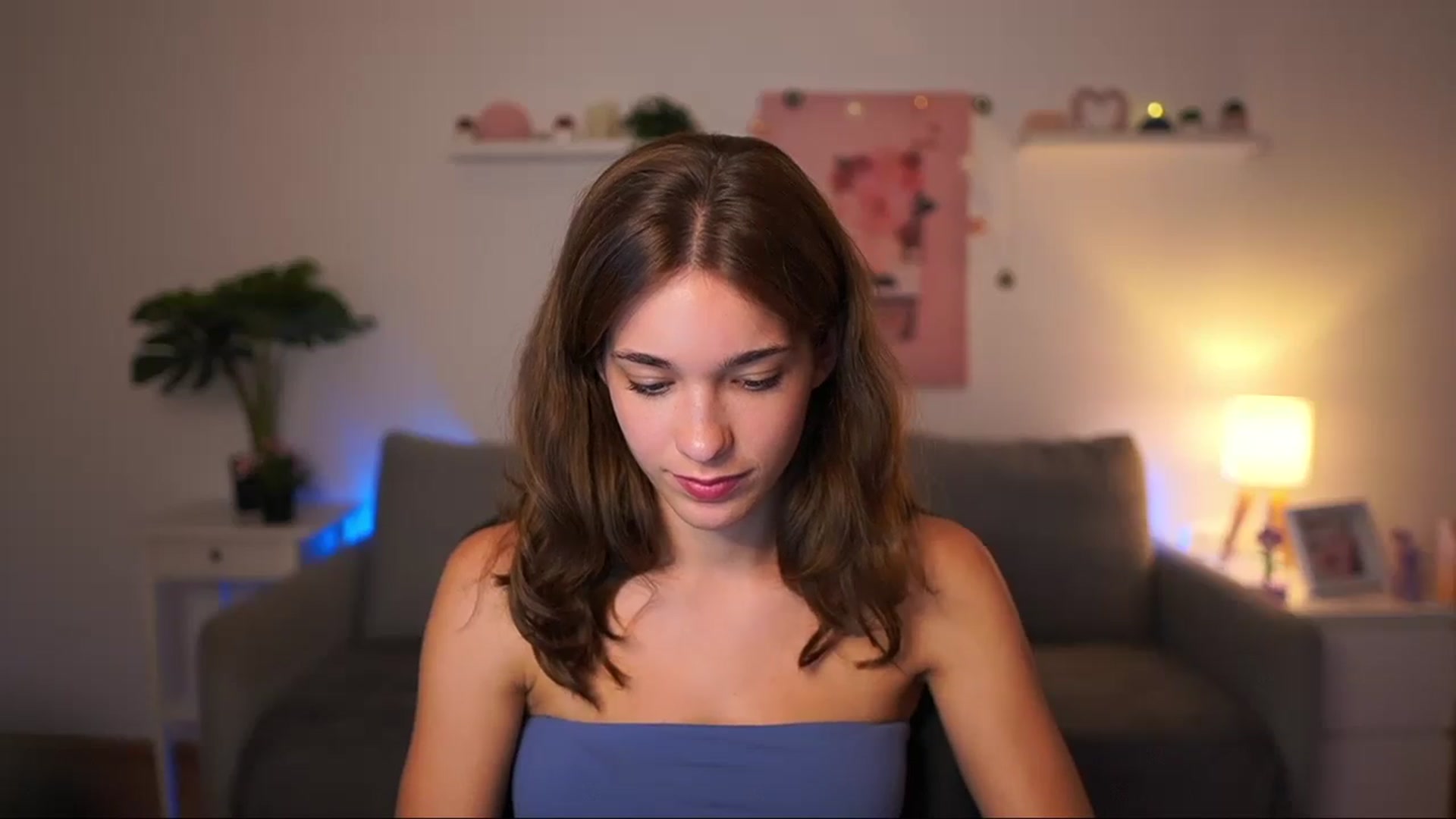 Gallery image thumbnail from Kissiecat's myfreecams stream on, 08/18/2025, 16:42 image 18 of 20