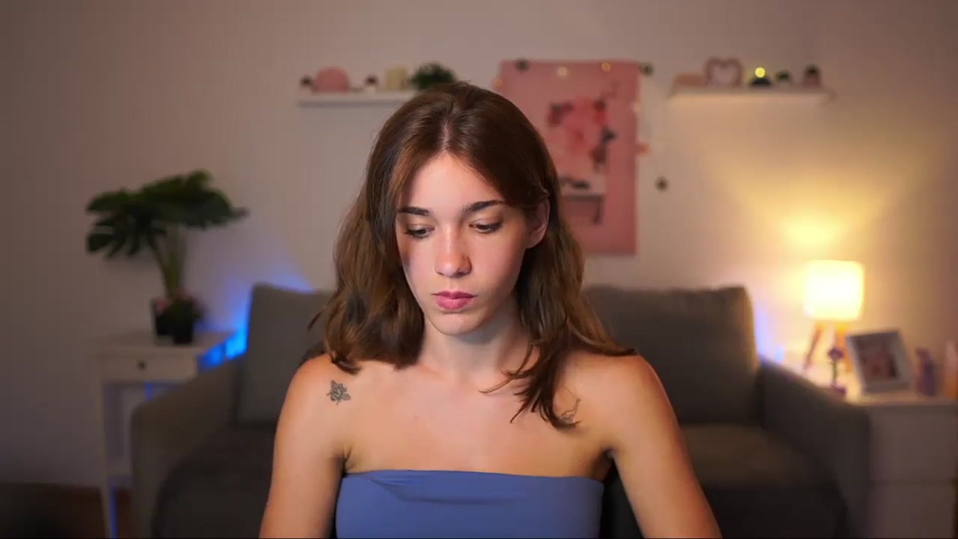 Gallery image thumbnail from Kissiecat's myfreecams stream on, 08/18/2025, 17:34 image 6 of 20