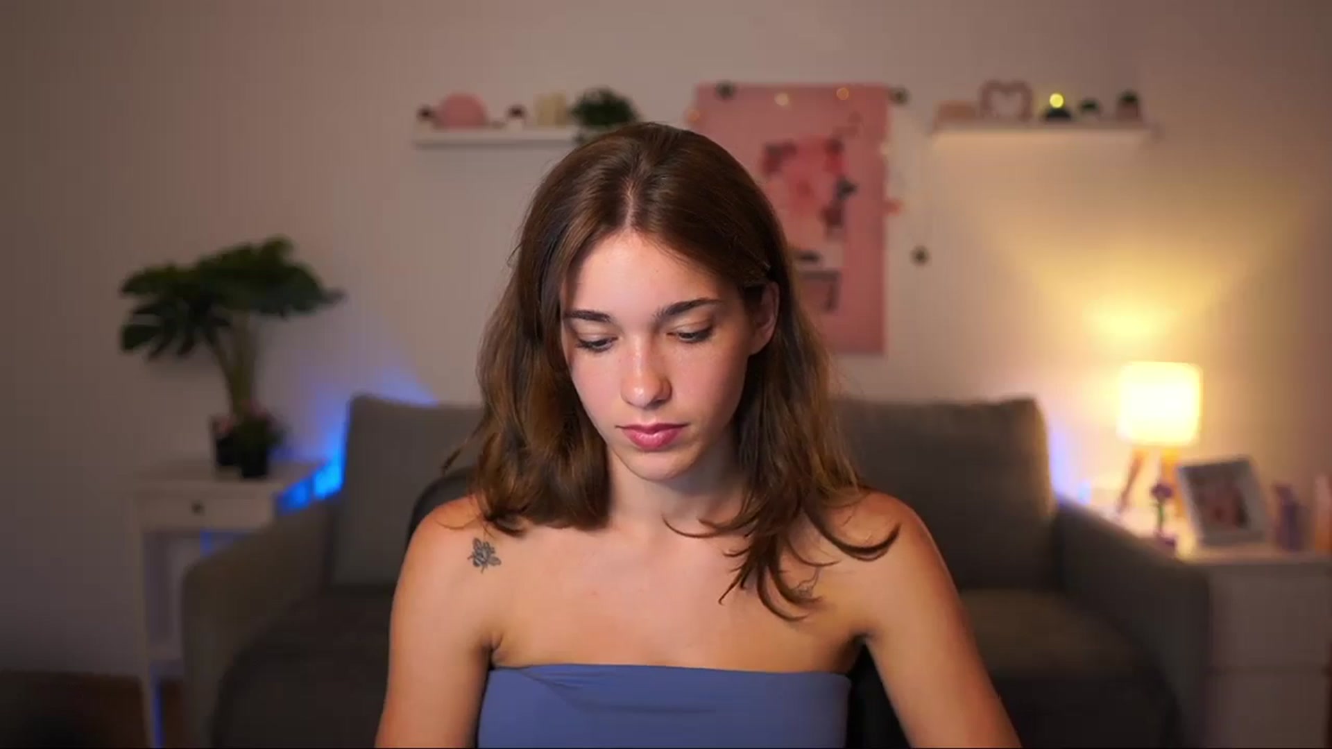 Gallery image thumbnail from Kissiecat's myfreecams stream on, 08/18/2025, 17:34 image 13 of 20