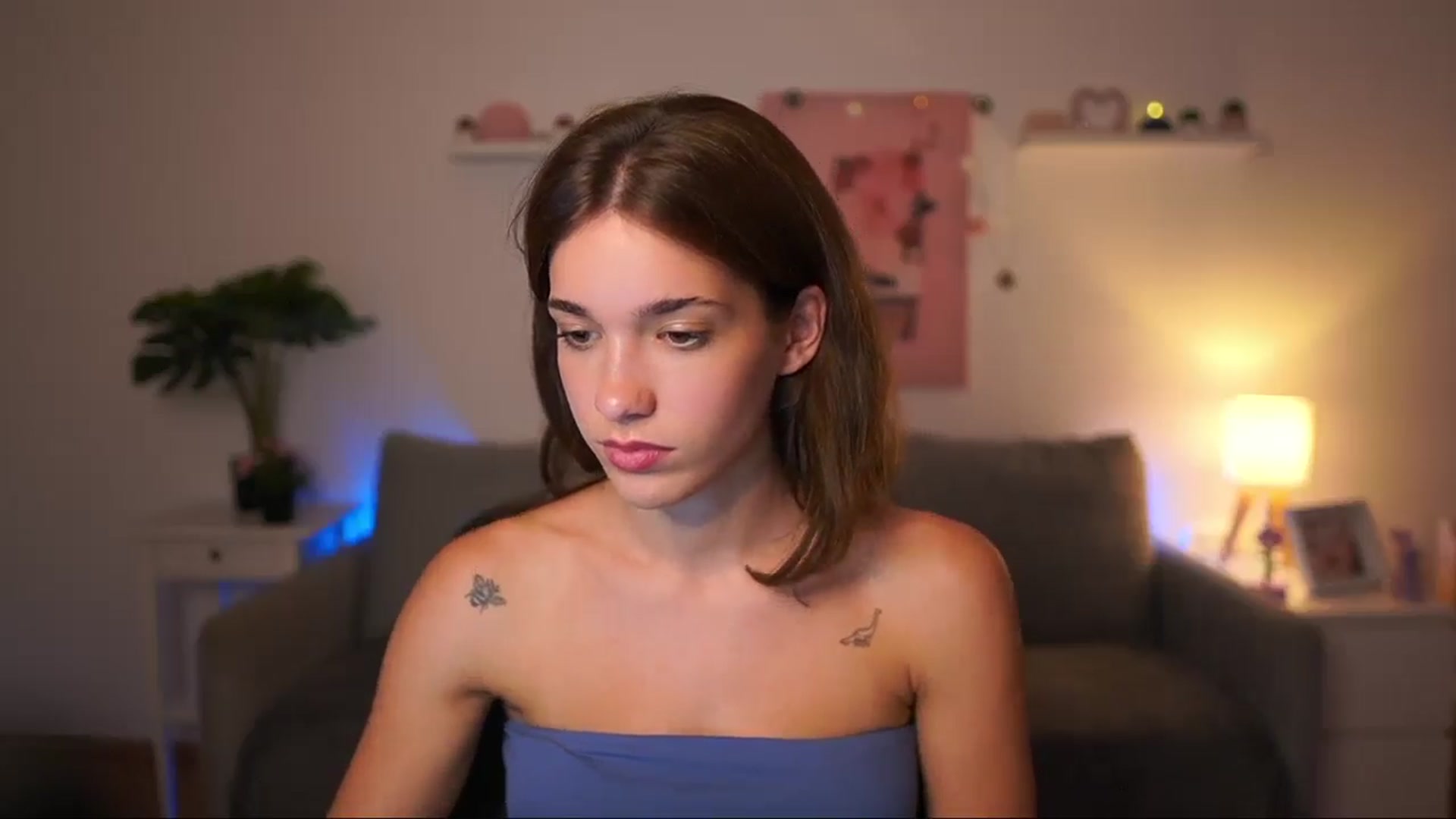 Gallery image thumbnail from Kissiecat's myfreecams stream on, 08/18/2025, 17:34 image 19 of 20