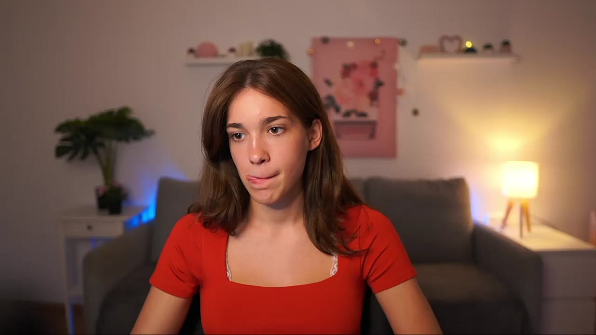 Gallery image thumbnail from Kissiecat's myfreecams stream on, 08/19/2025, 14:00 image 5 of 20