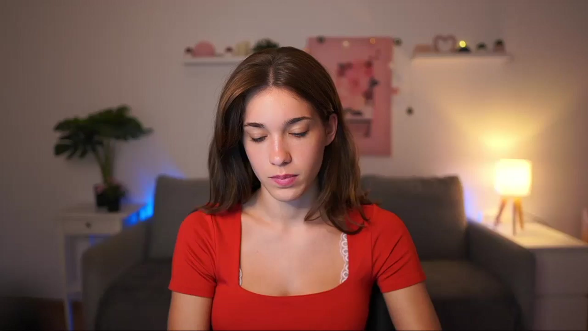 Gallery image thumbnail from Kissiecat's myfreecams stream on, 08/19/2025, 14:17 image 9 of 20
