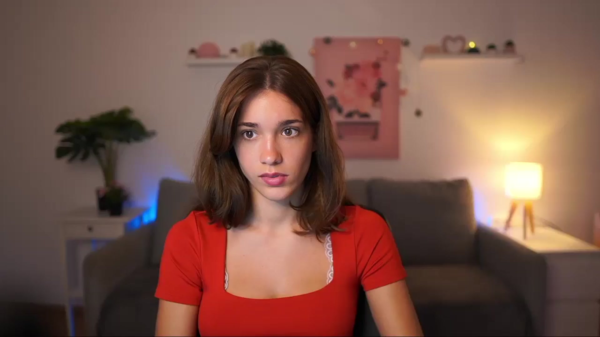 Gallery image thumbnail from Kissiecat's myfreecams stream on, 08/19/2025, 14:17 image 7 of 20