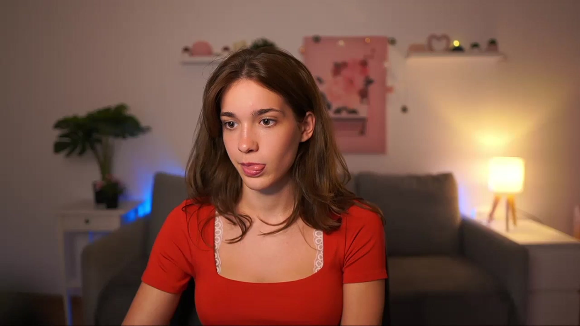 Gallery image thumbnail from Kissiecat's myfreecams stream on, 08/19/2025, 17:10 image 4 of 20