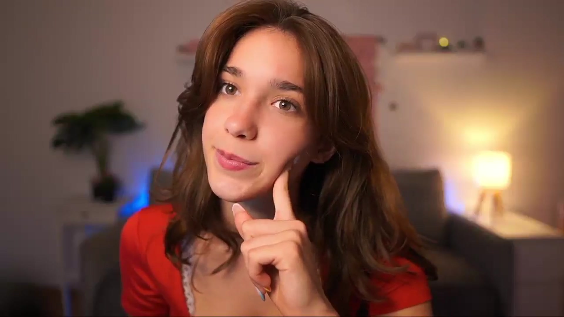 Gallery image thumbnail from Kissiecat's myfreecams stream on, 08/19/2025, 17:10 image 5 of 20