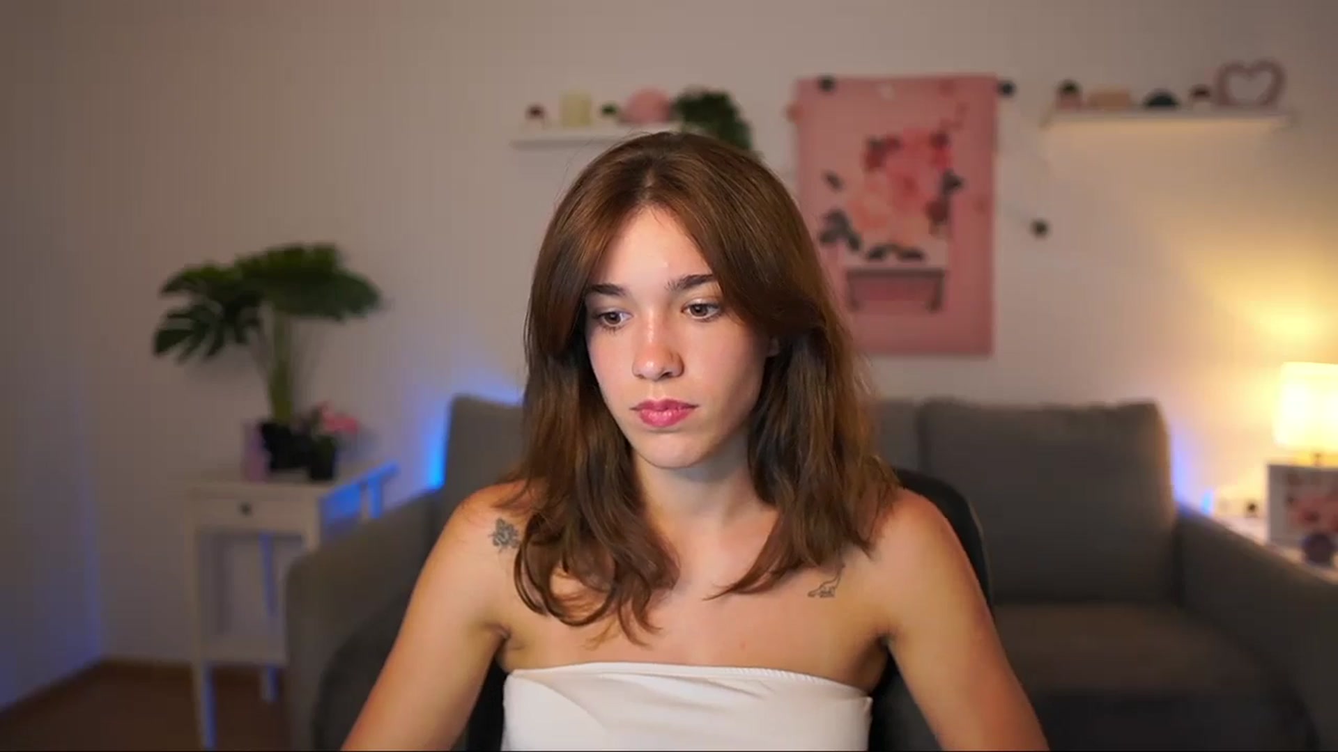 Gallery image thumbnail from Kissiecat's myfreecams stream on, 08/20/2025, 14:02 image 2 of 20