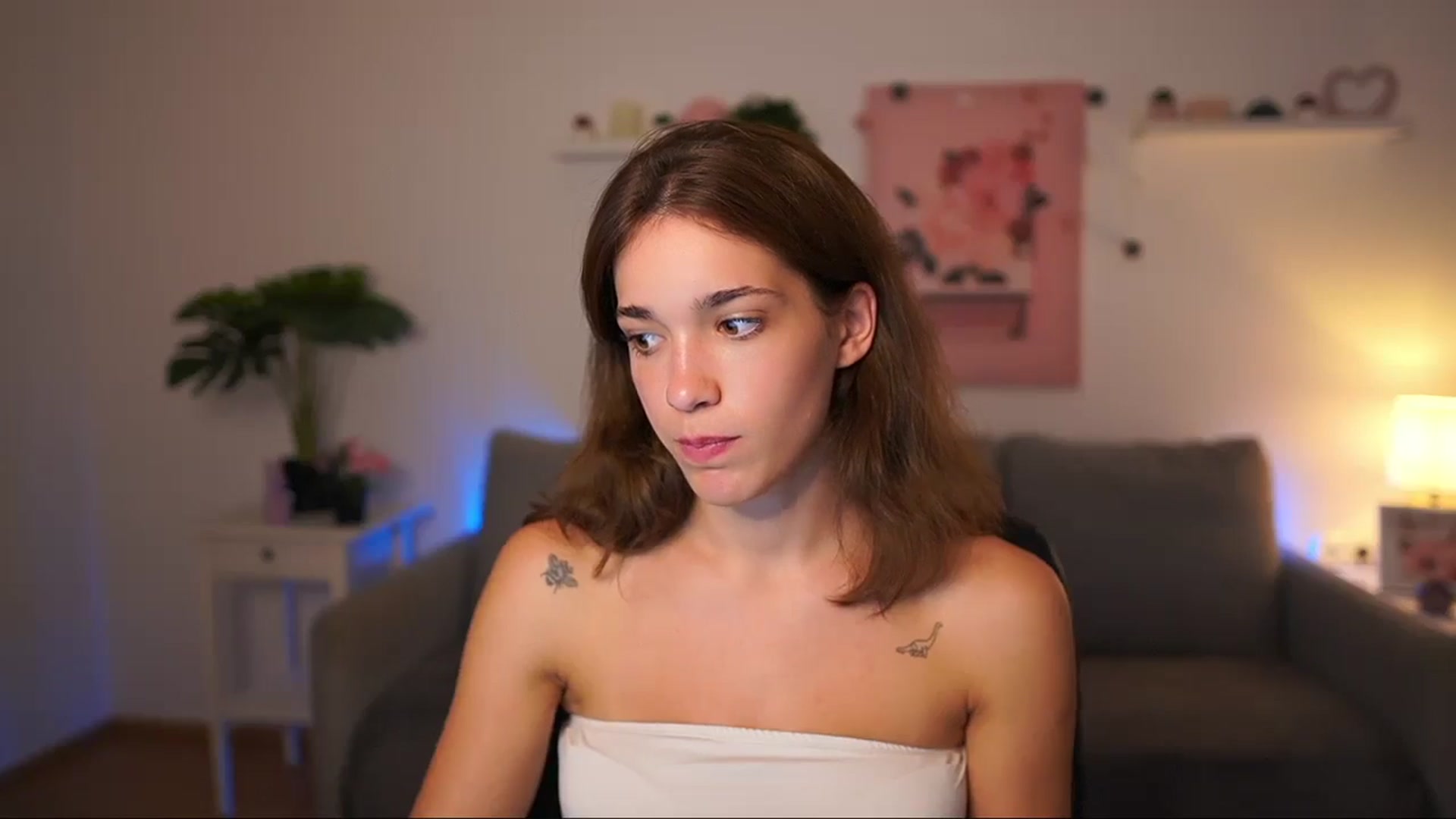 Gallery image thumbnail from Kissiecat's myfreecams stream on, 08/20/2025, 15:44 image 2 of 20