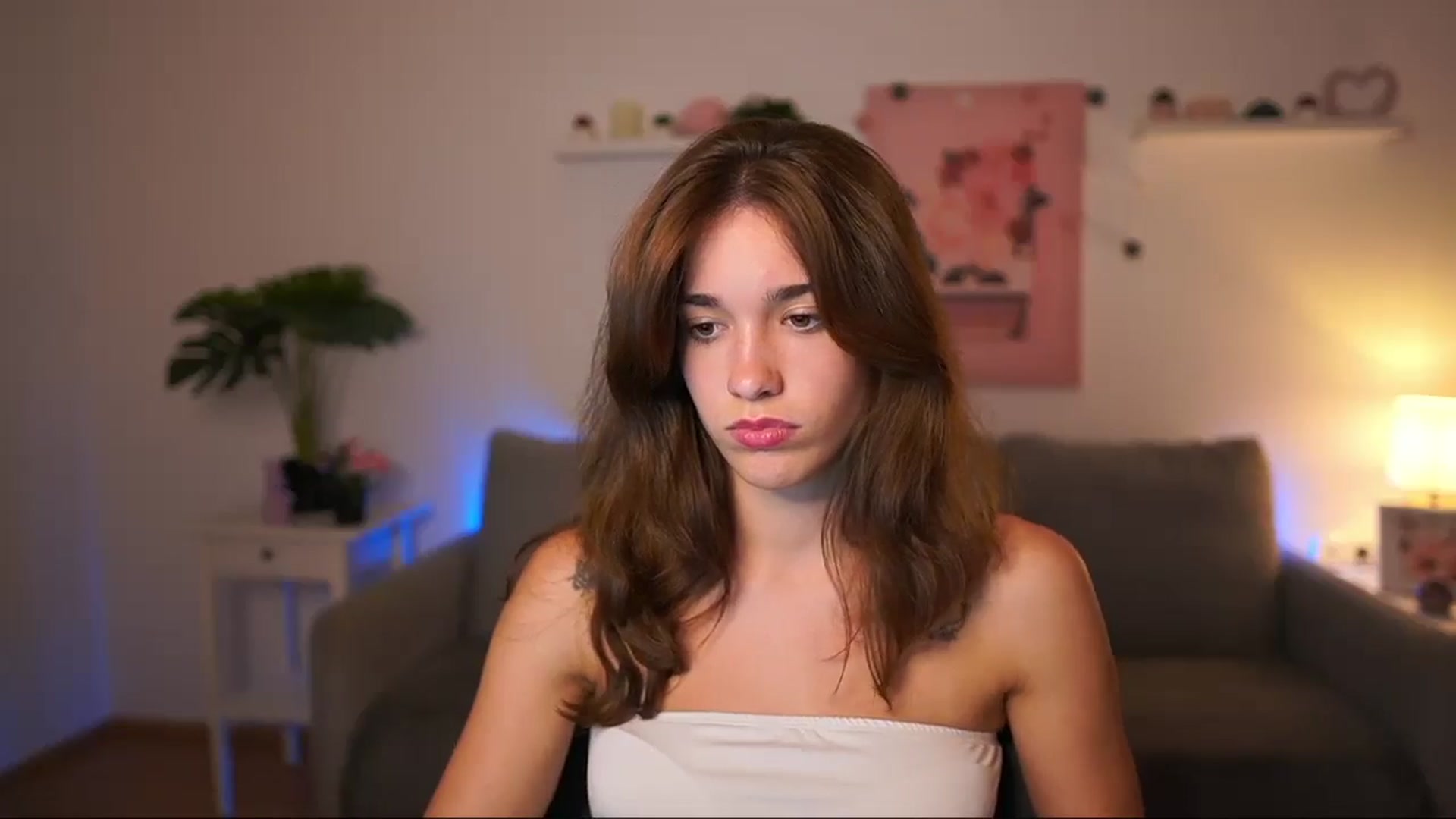 Gallery image thumbnail from Kissiecat's myfreecams stream on, 08/20/2025, 17:56 image 2 of 20
