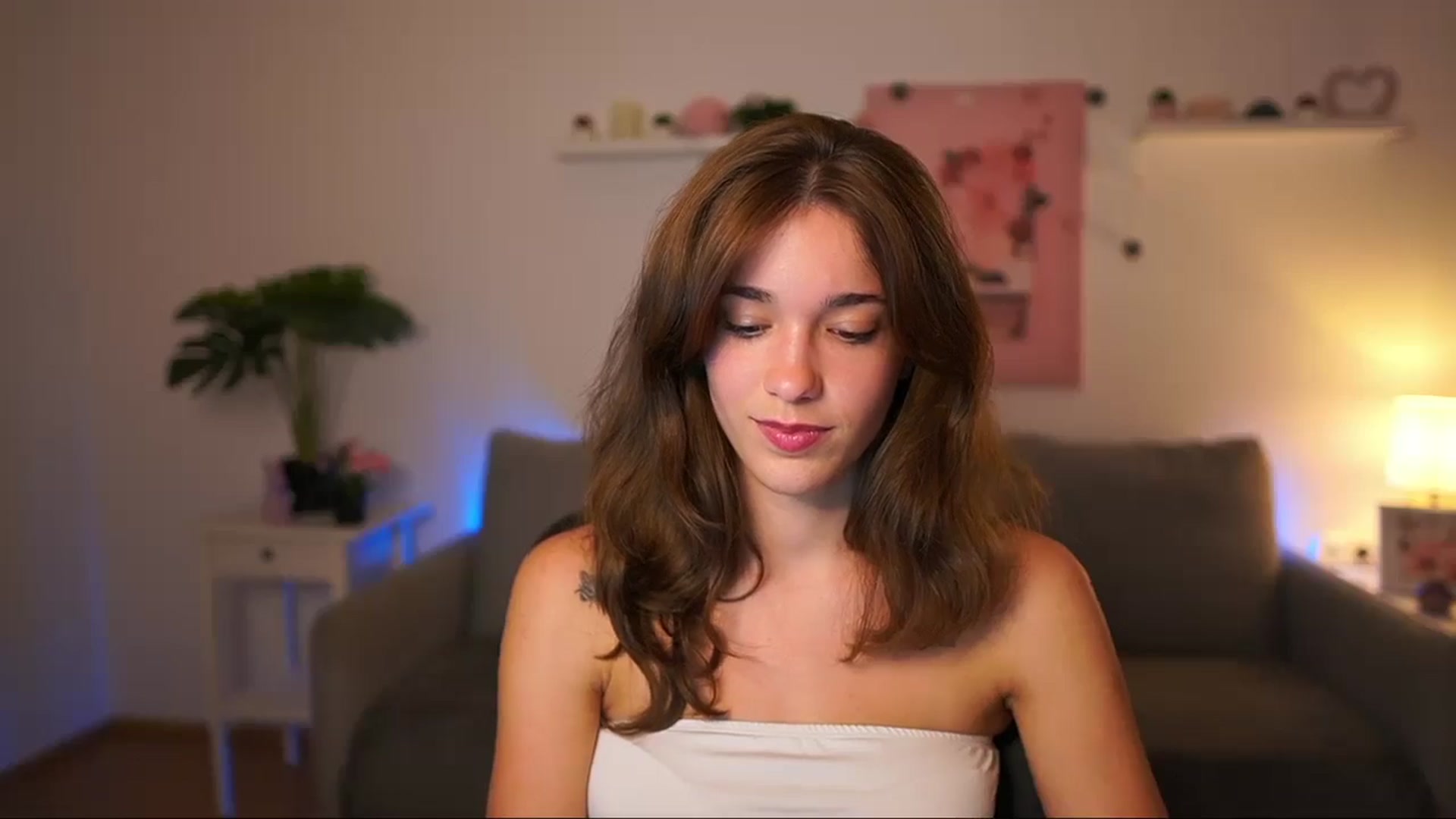 Gallery image thumbnail from Kissiecat's myfreecams stream on, 08/20/2025, 17:56 image 7 of 20