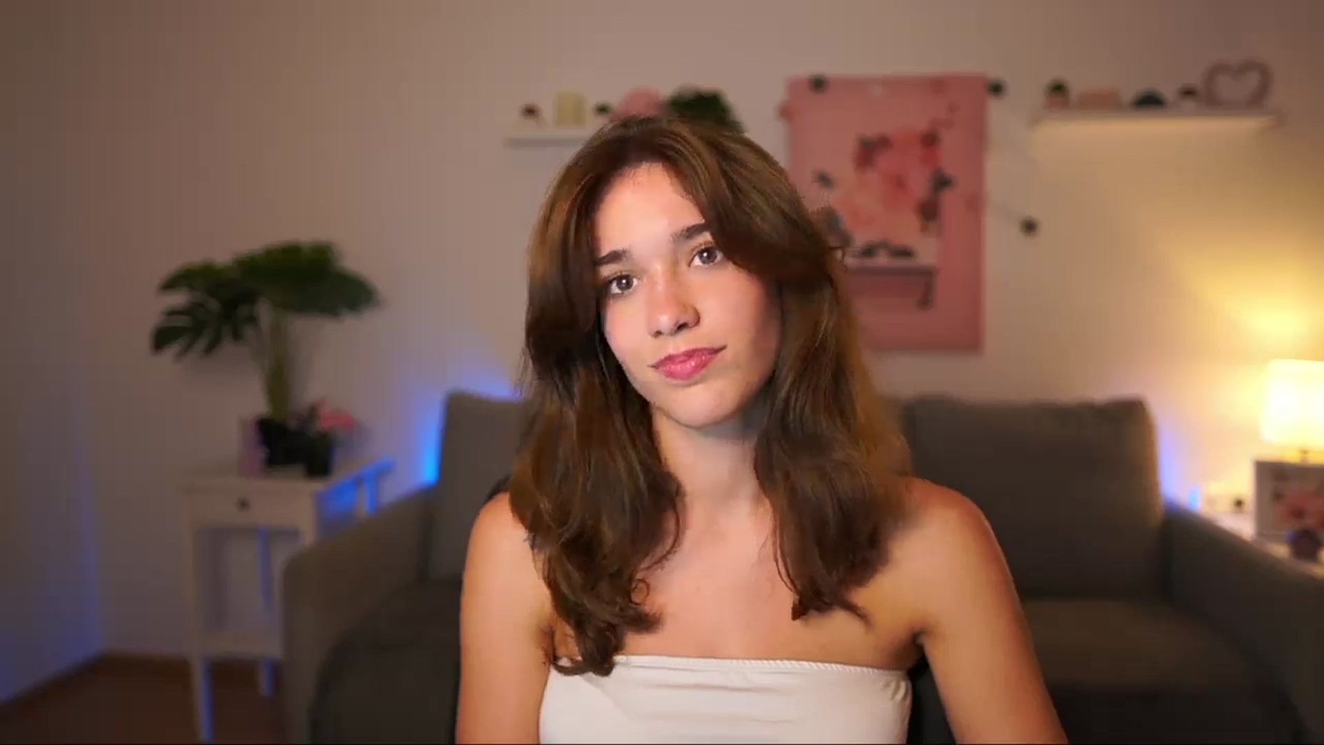 Gallery image thumbnail from Kissiecat's myfreecams stream on, 08/20/2025, 17:56 image 12 of 20